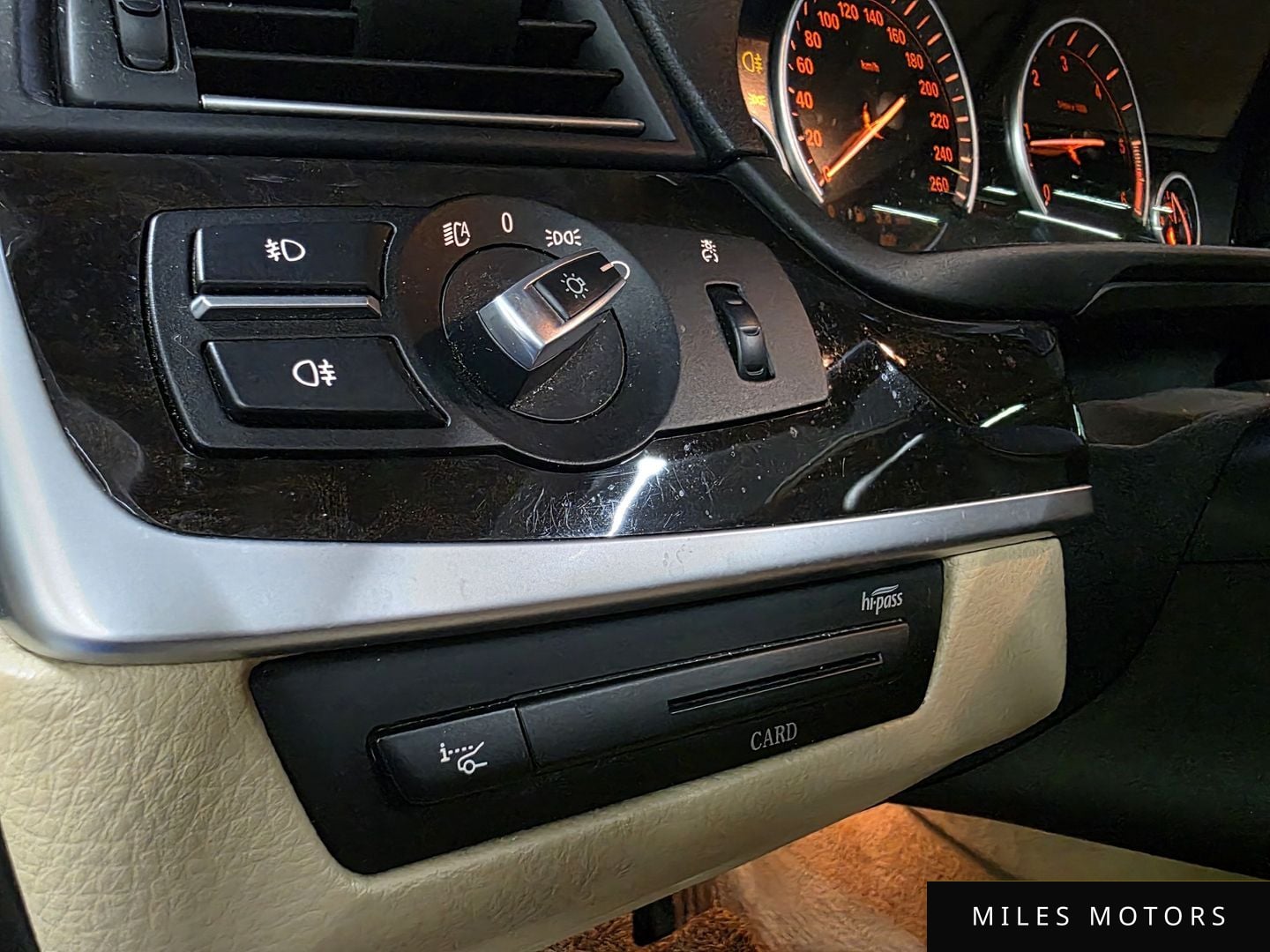 BMW 5시리즈 (F10) 2013 — миниатюра 9