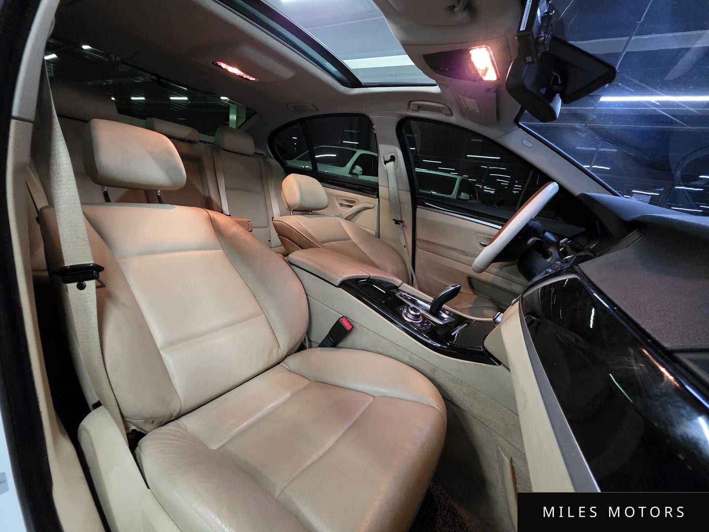 BMW 5시리즈 (F10) 2013 — миниатюра 10