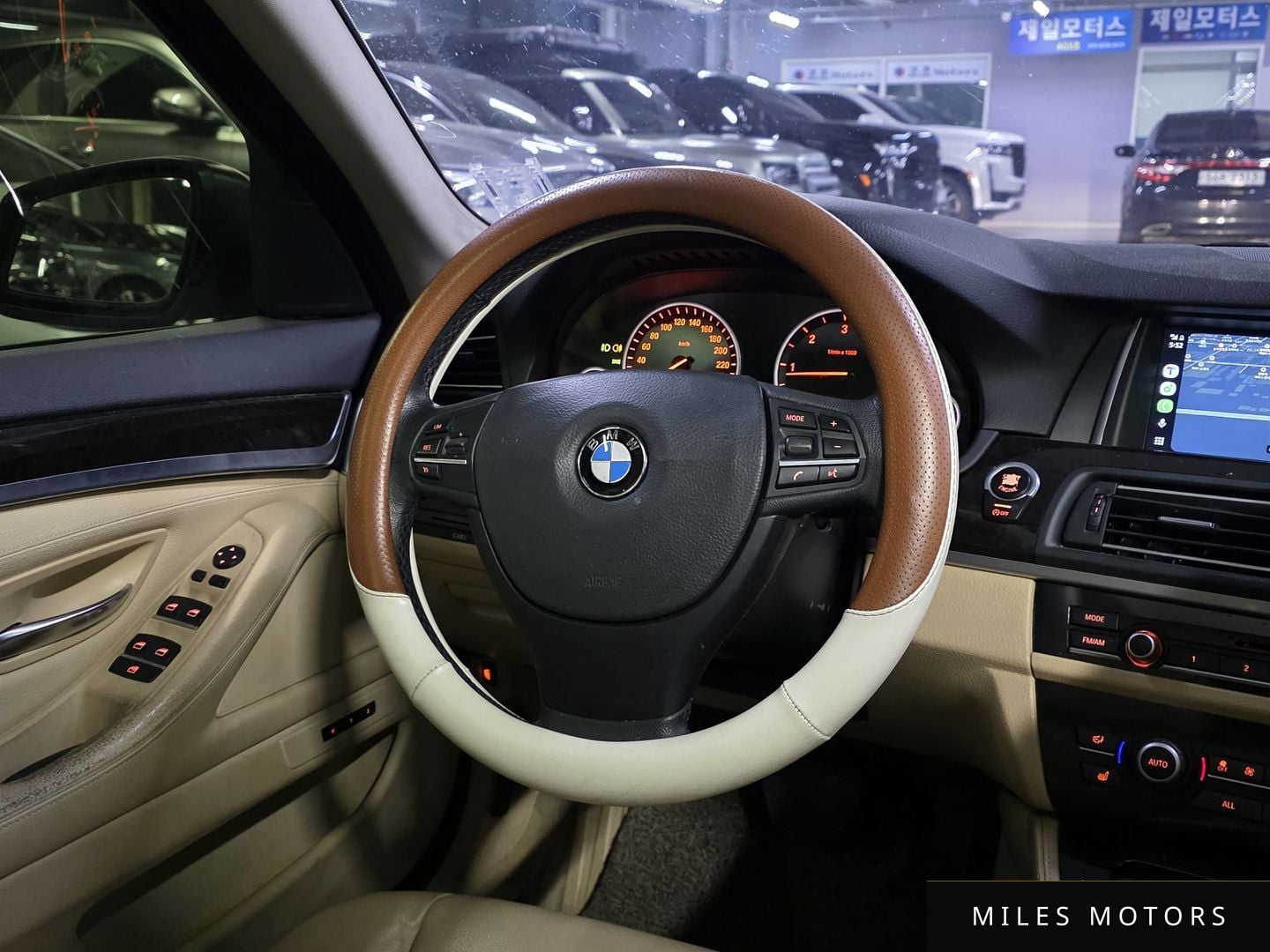 BMW 5시리즈 (F10) 2013 — миниатюра 12