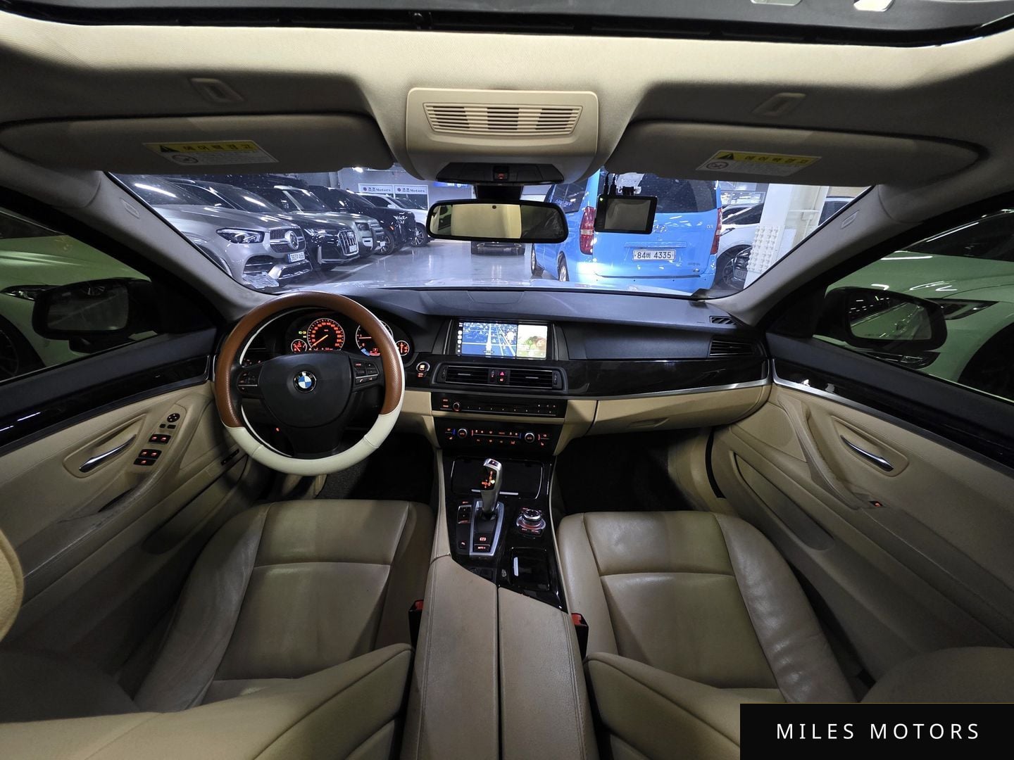 BMW 5시리즈 (F10) 2013 — миниатюра 13