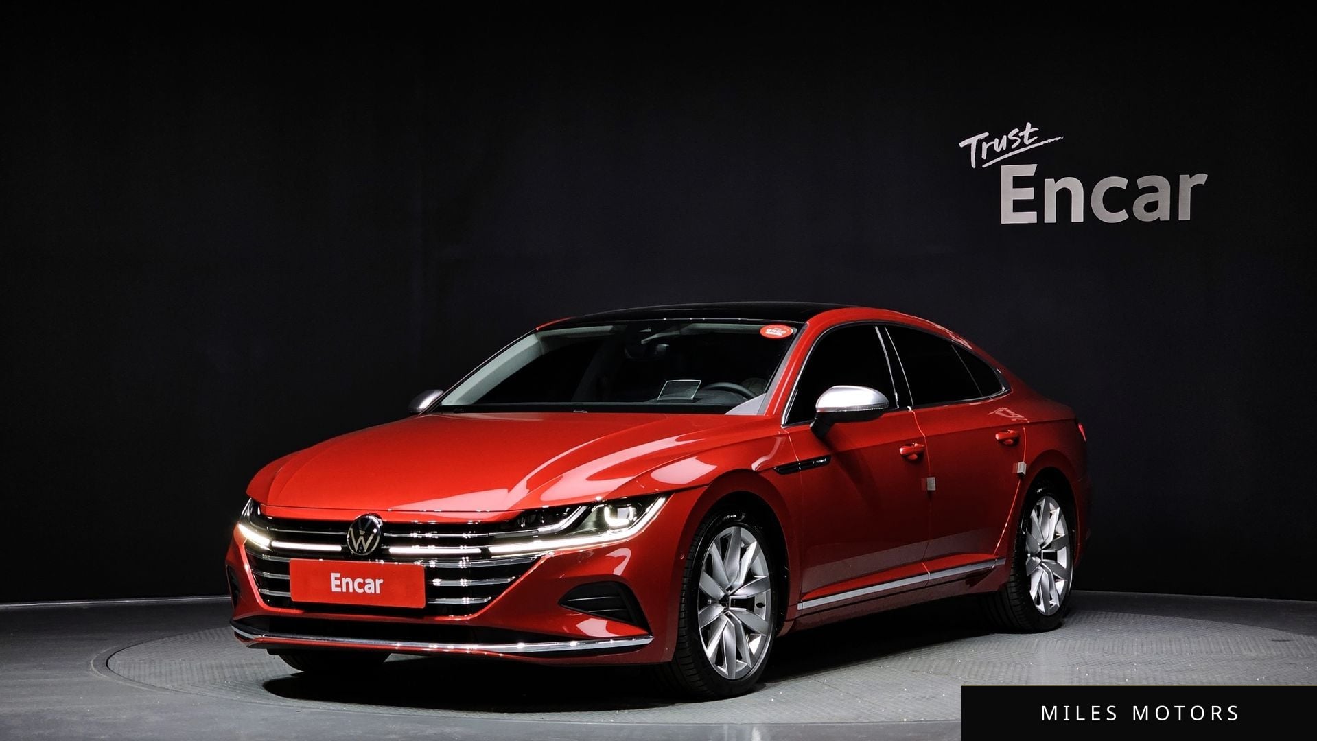 Volkswagen Arteon 2023 — фото 1 из 12