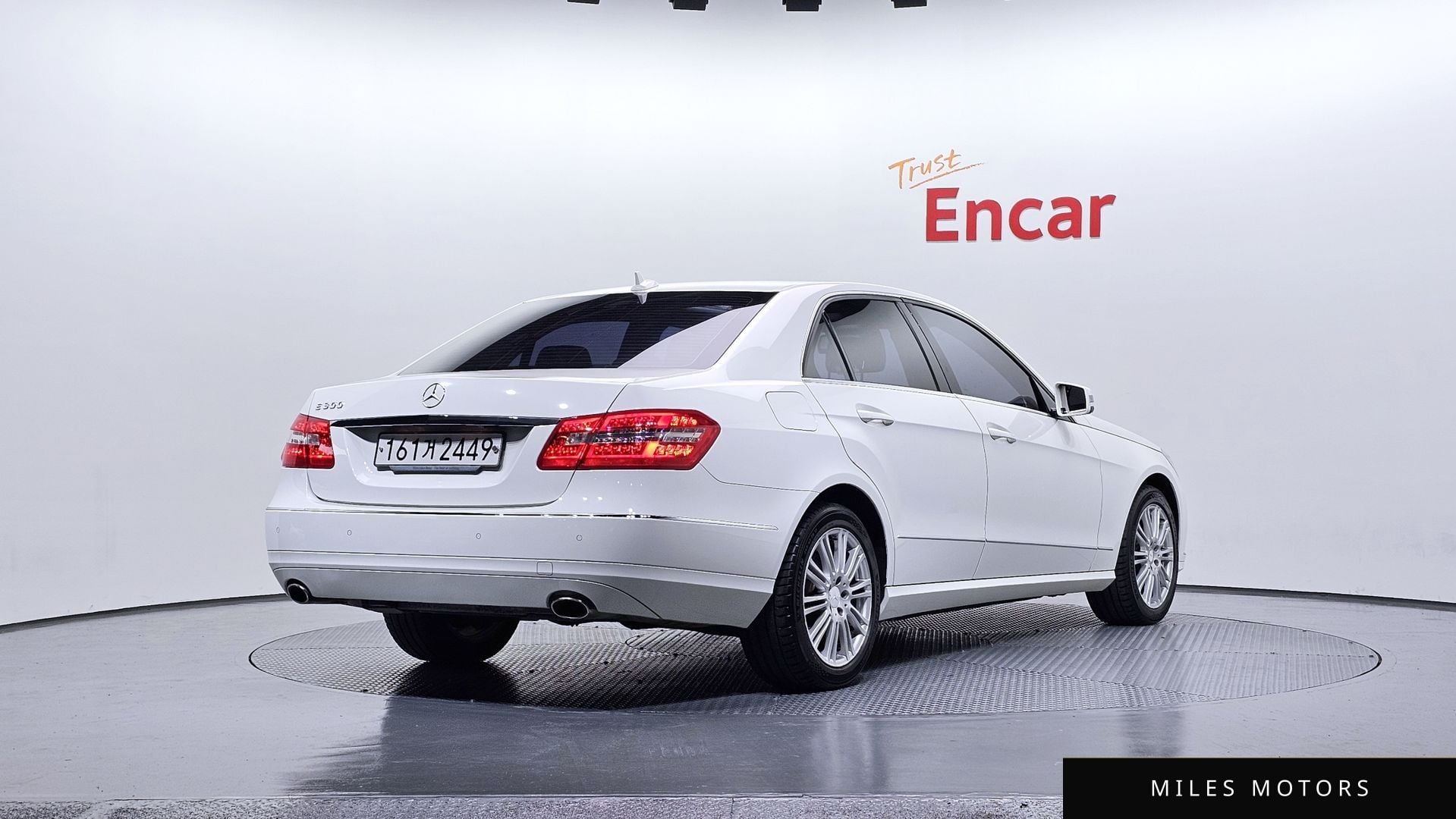 Mercedes-Benz E-Class W212 2011 — миниатюра 2