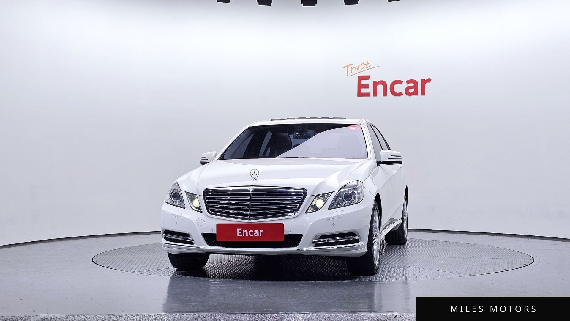 Mercedes-Benz E-Class W212 2011 — миниатюра 3