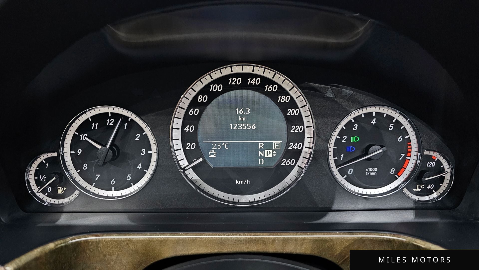 Mercedes-Benz E-Class W212 2011 — миниатюра 8