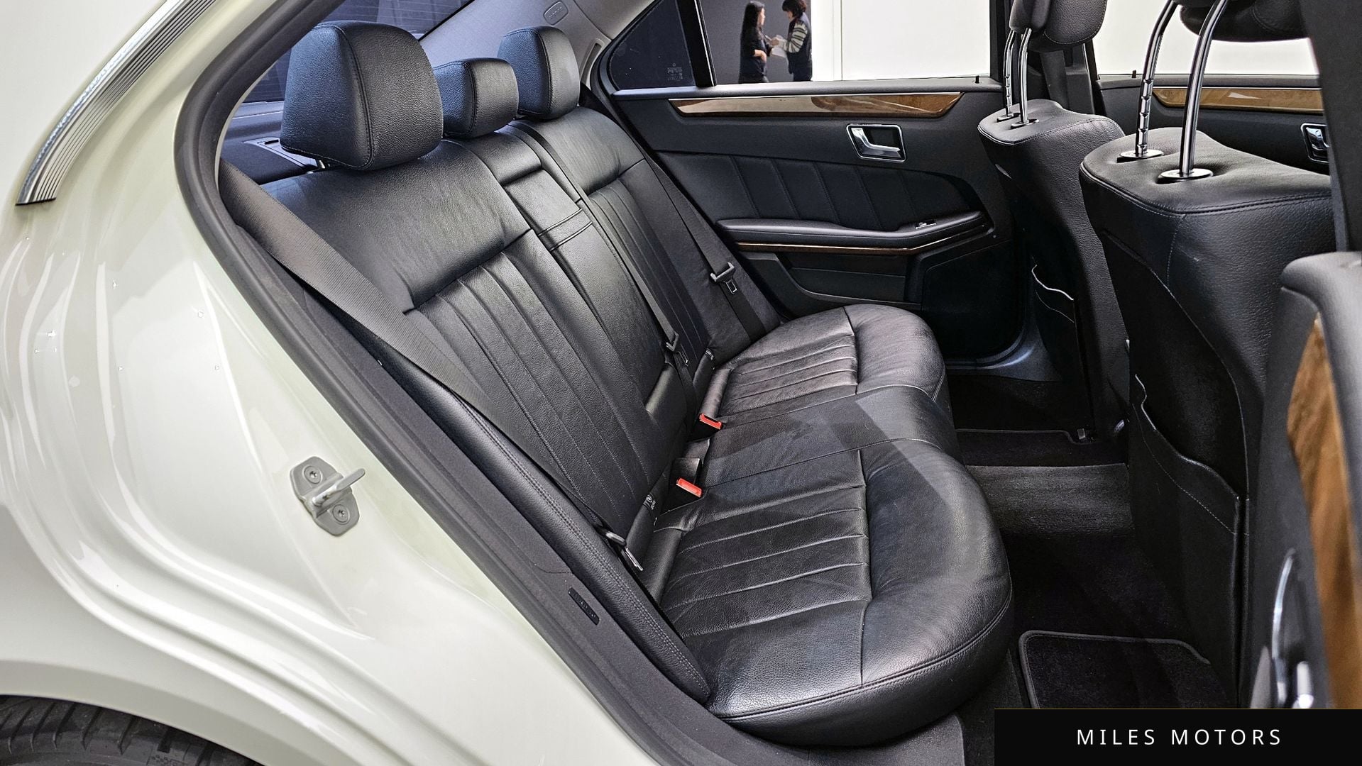 Mercedes-Benz E-Class W212 2011 — миниатюра 12