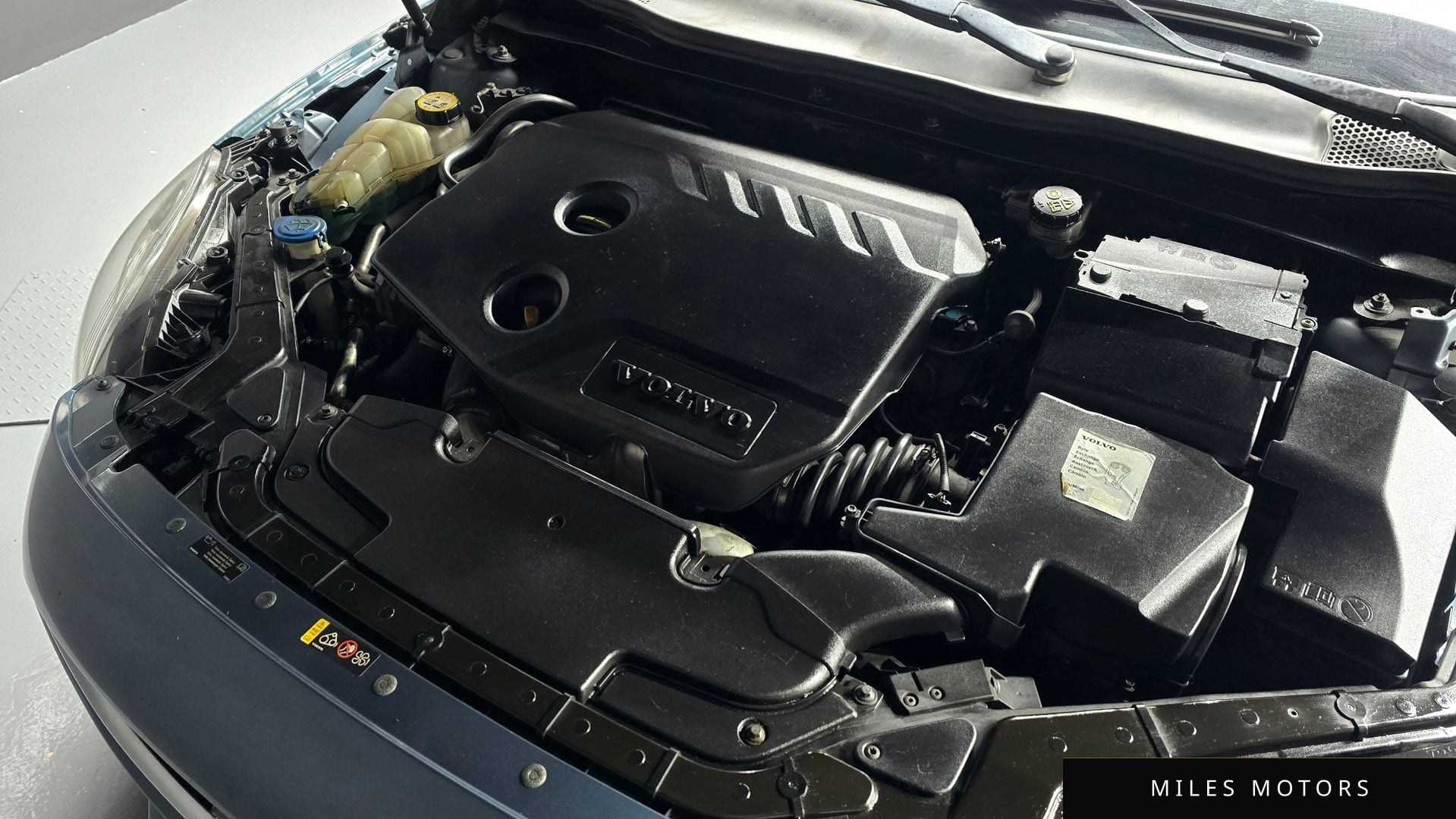 Volvo V40 2014 — миниатюра 6