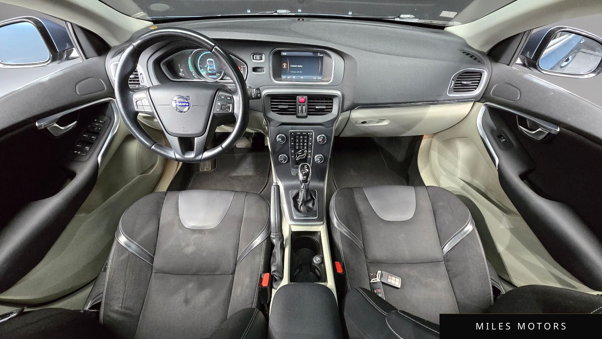 Volvo V40 2014 — миниатюра 7