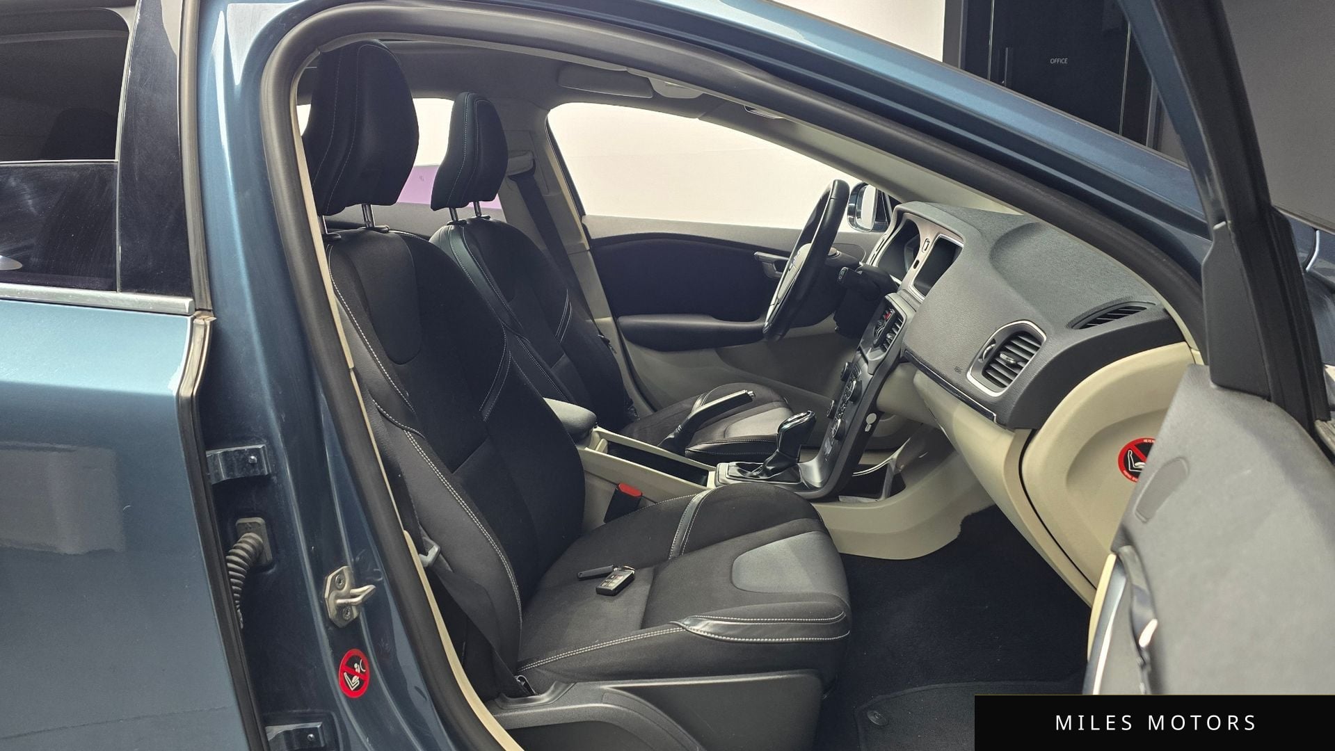 Volvo V40 2014 — миниатюра 10