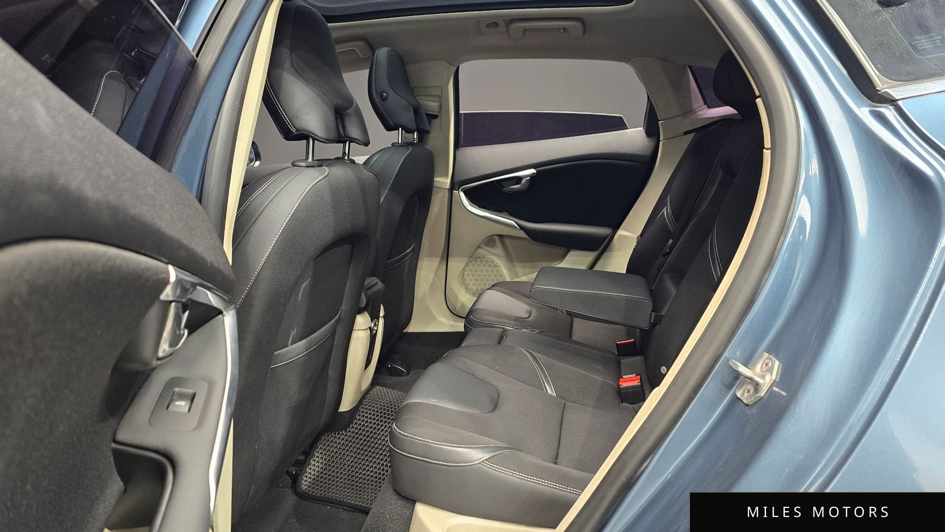 Volvo V40 2014 — миниатюра 12