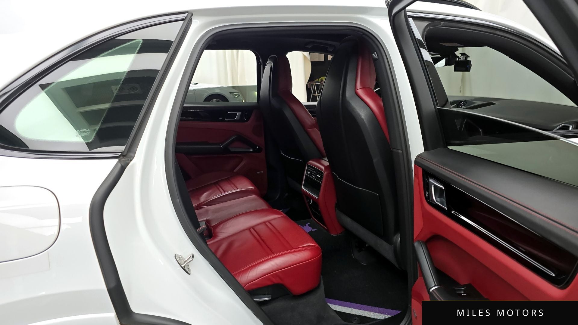 Porsche Cayenne 2019 — миниатюра 12
