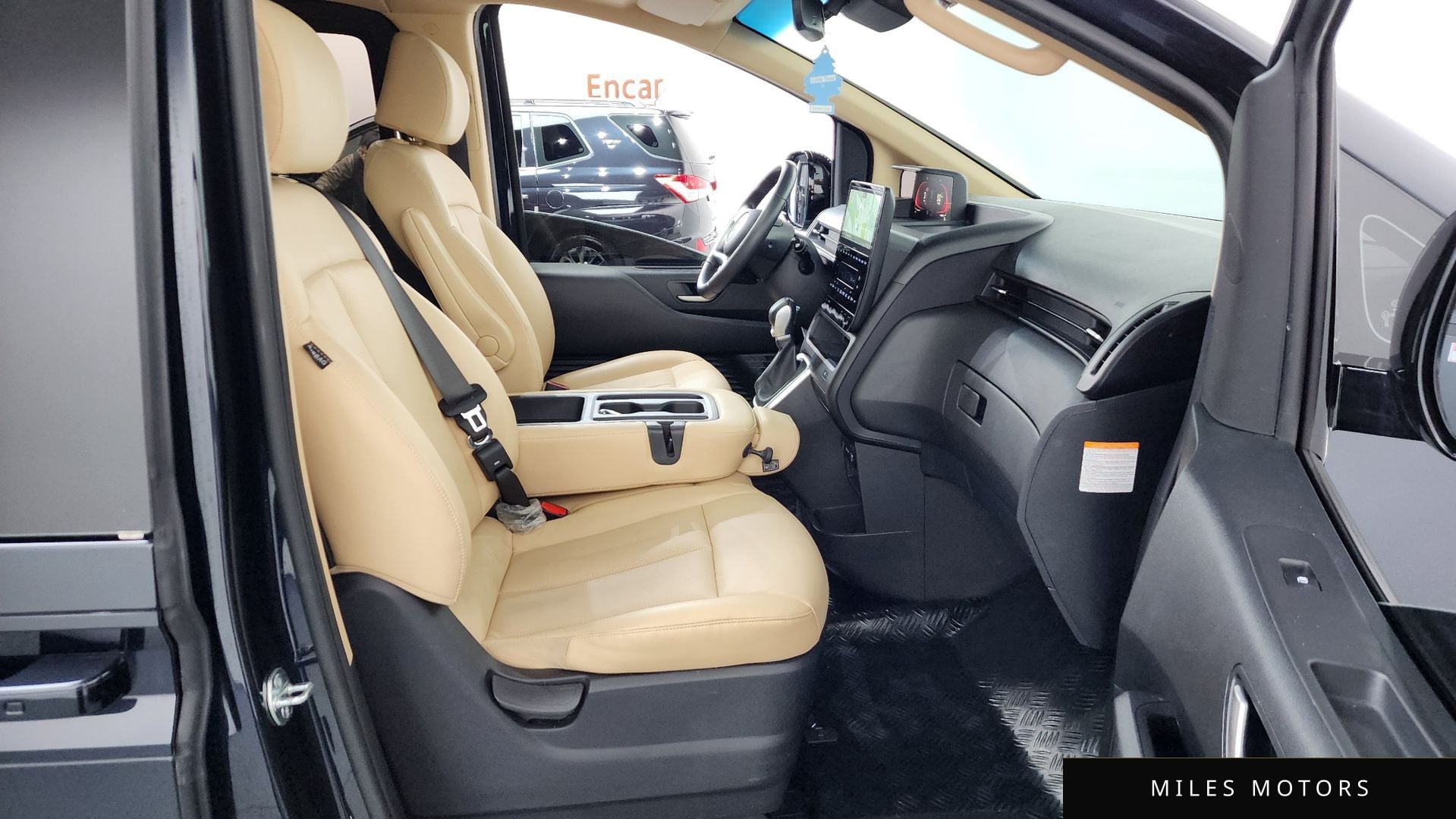 Hyundai Staria 2025 — миниатюра 11