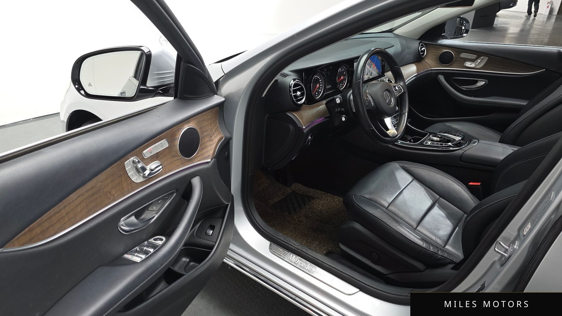 Mercedes-Benz E-Class W213 2018 — миниатюра 11