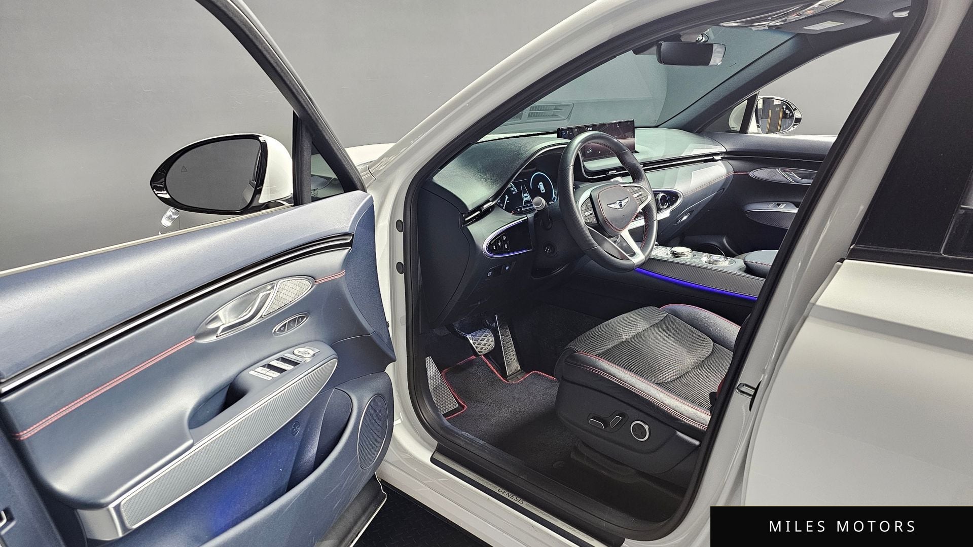 Genesis GV70 2023 — миниатюра 11
