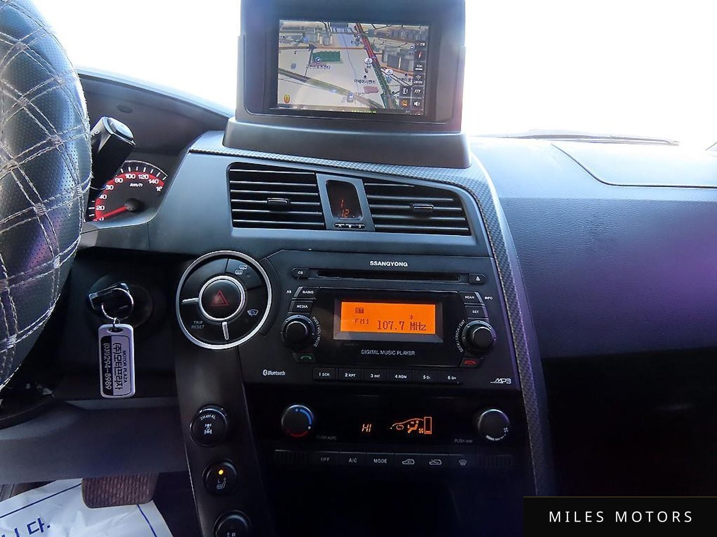 KG Mobility KORANDO 2015 — миниатюра 12