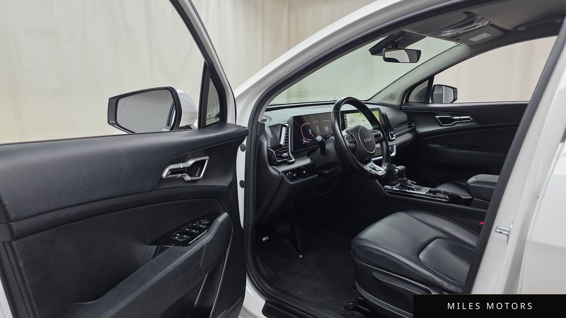 Kia Sportage 2022 — миниатюра 10