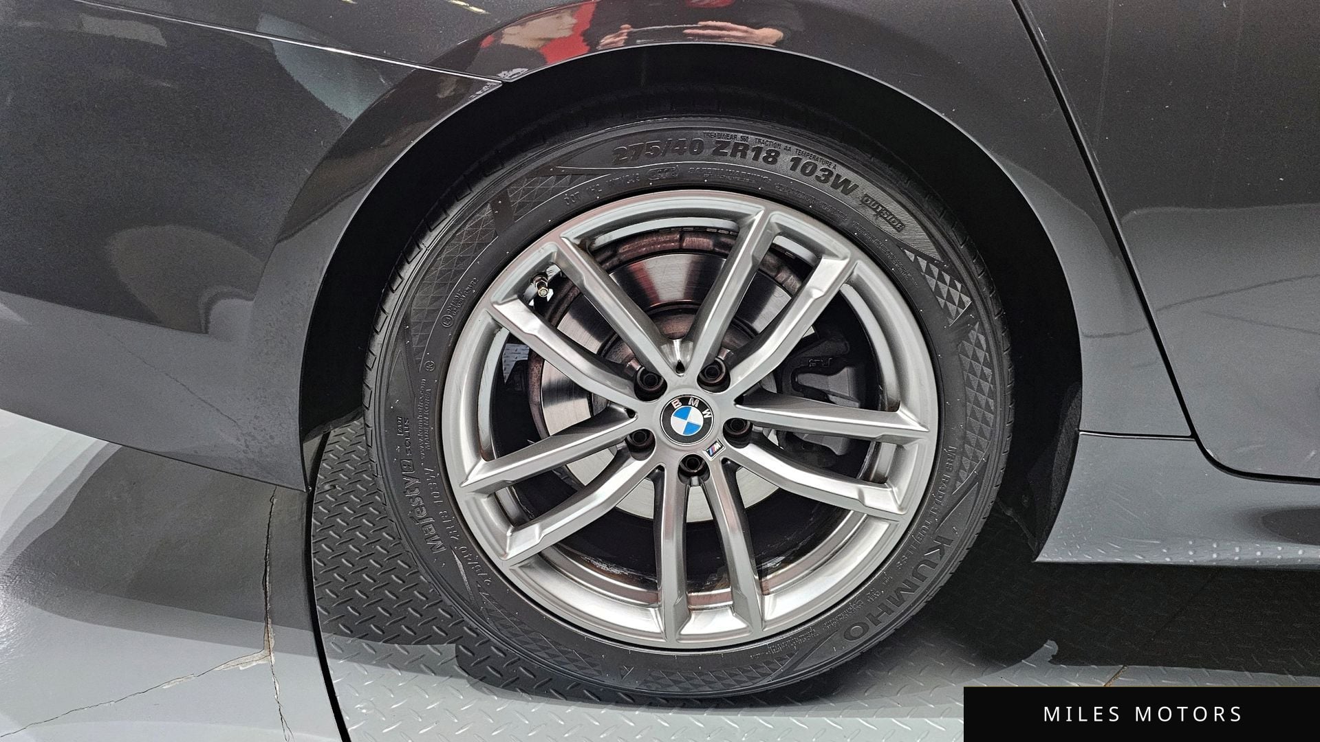 BMW 5 Series (G30) 2020 — миниатюра 5