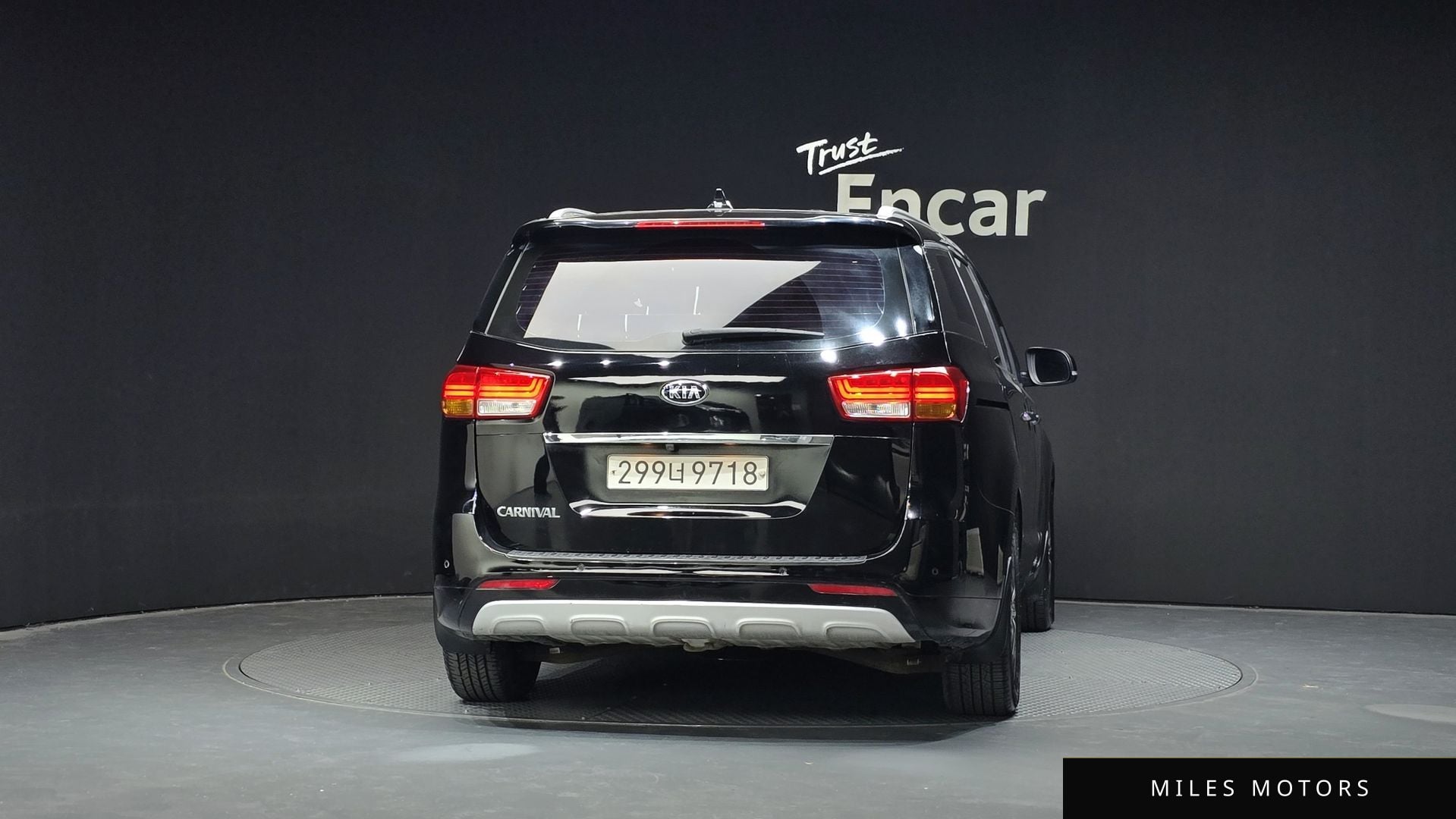 Kia Canival 2018 — миниатюра 4