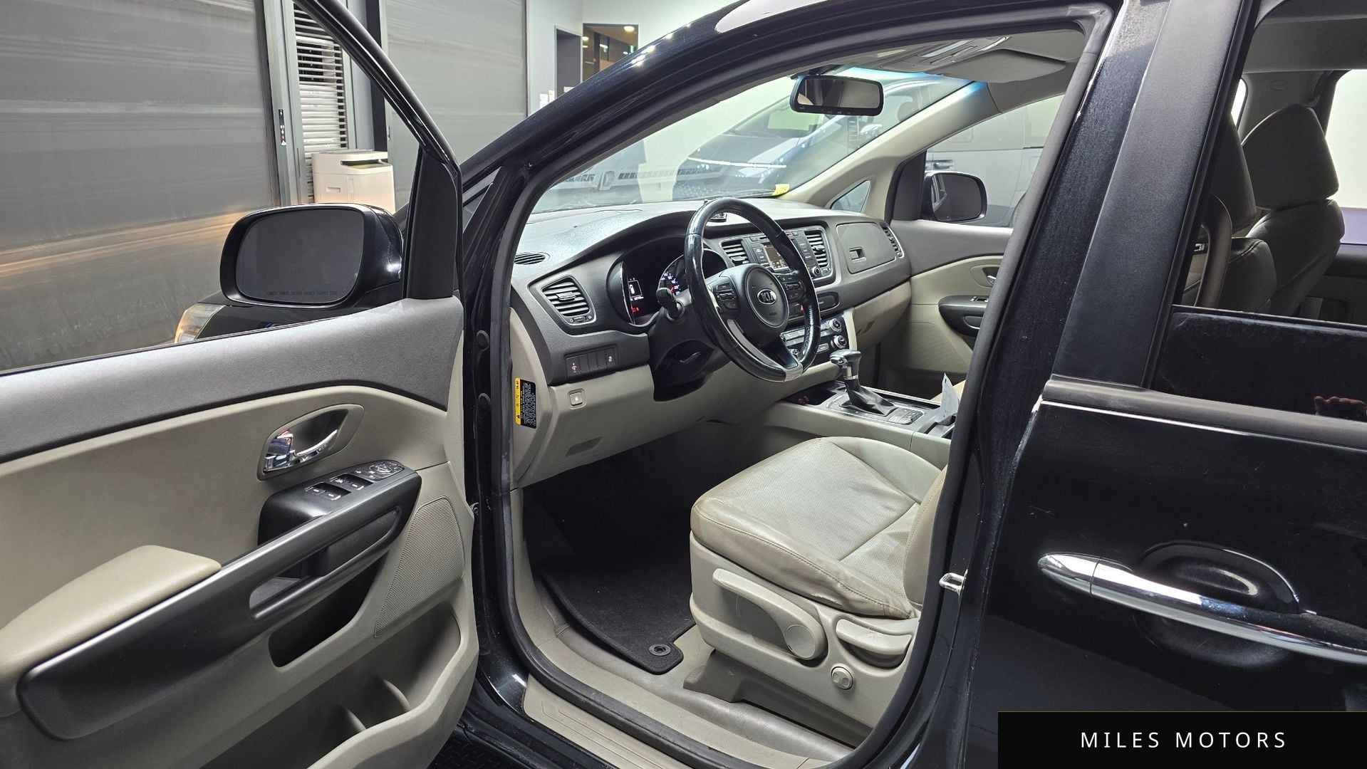 Kia Canival 2018 — миниатюра 10