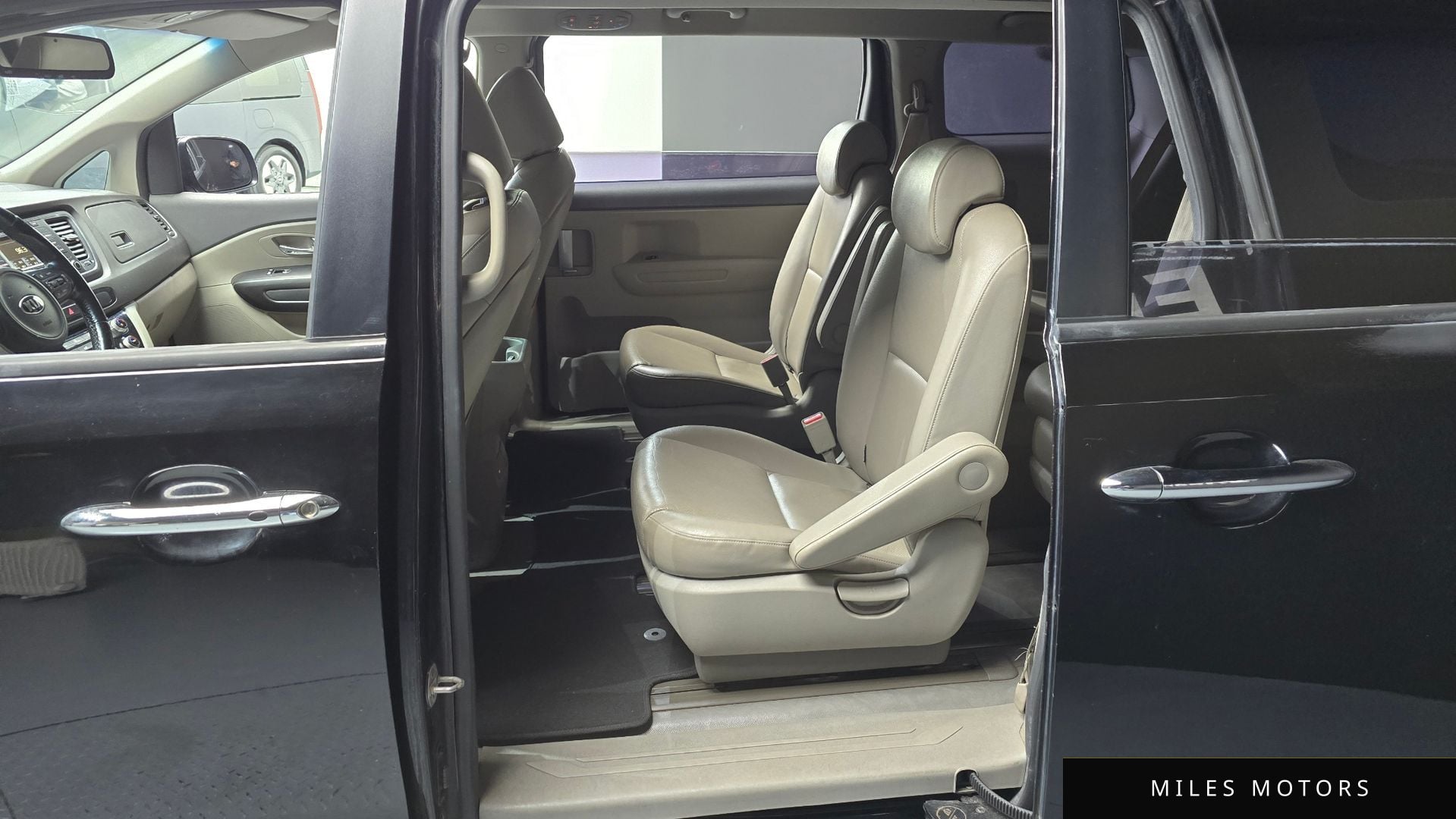Kia Canival 2018 — миниатюра 11