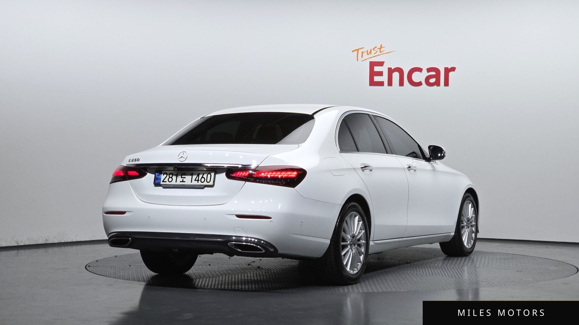 Mercedes-Benz E-Class W213 2021 — миниатюра 2