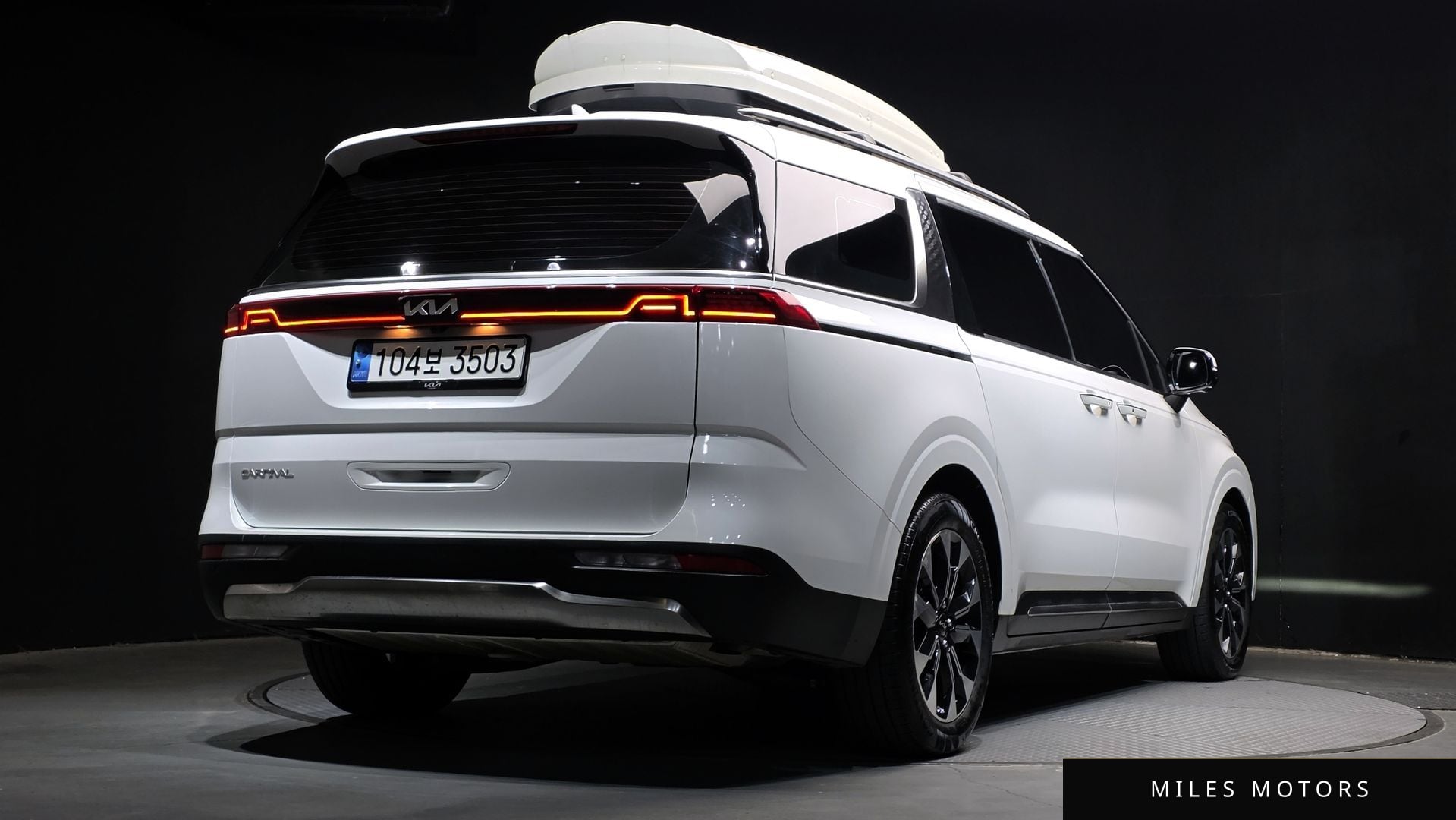Kia Carnival 2023 — миниатюра 2