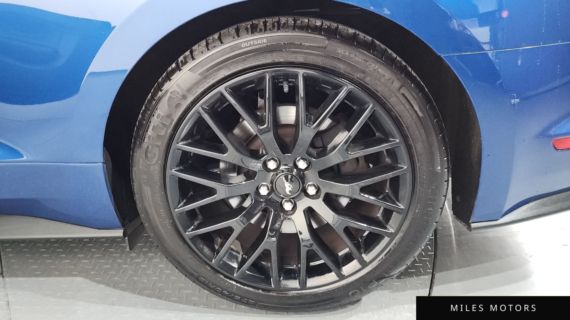 Ford Mustang 2022 — миниатюра 5