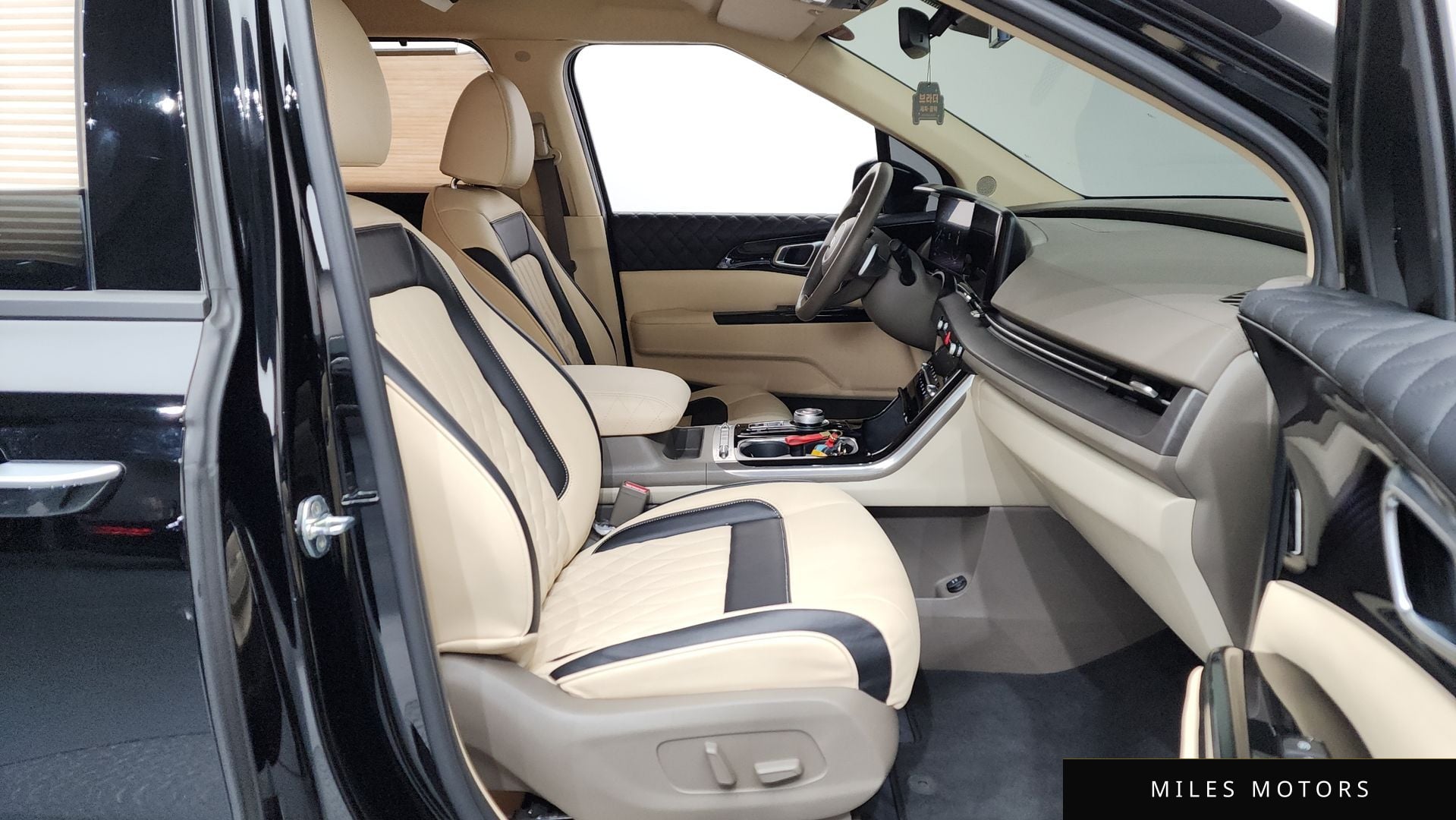 Kia Carnival 2021 — миниатюра 11