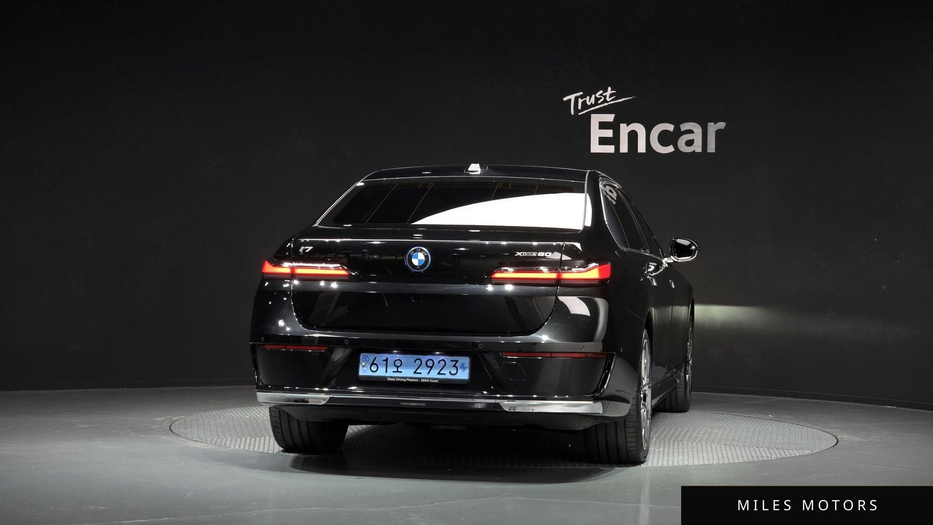 BMW i7 (G70) 2023 — миниатюра 4