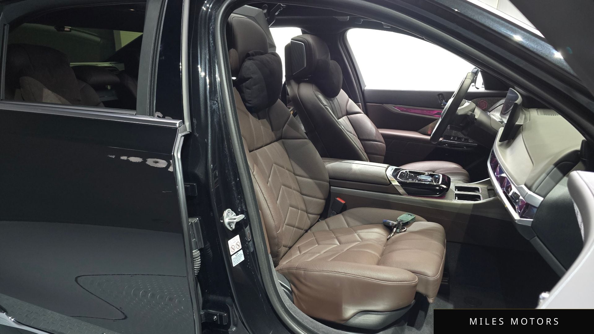 BMW i7 (G70) 2023 — миниатюра 10