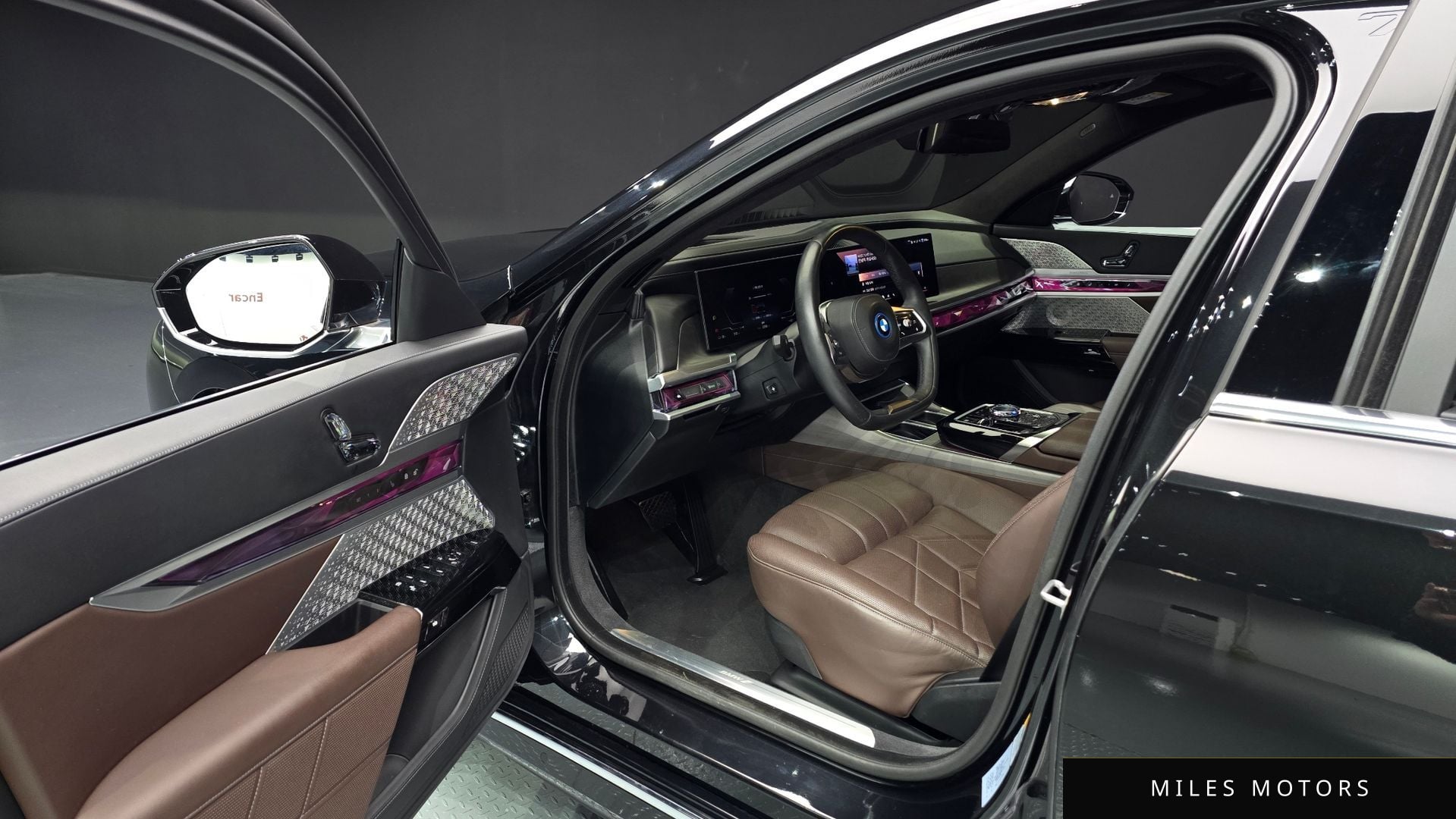 BMW i7 (G70) 2023 — миниатюра 11