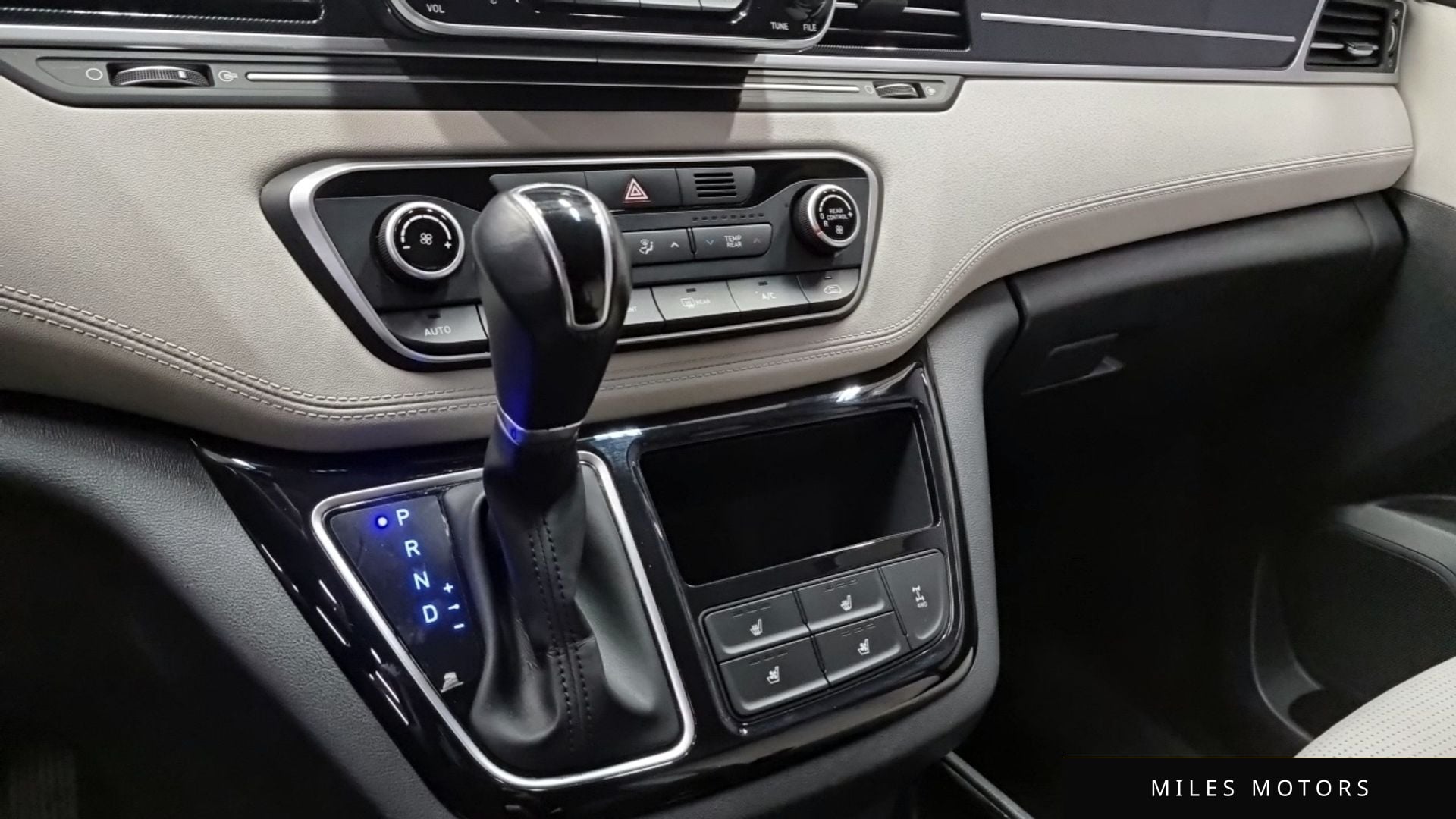 Hyundai 뉴 그랜드 스타렉스 2019 — миниатюра 9