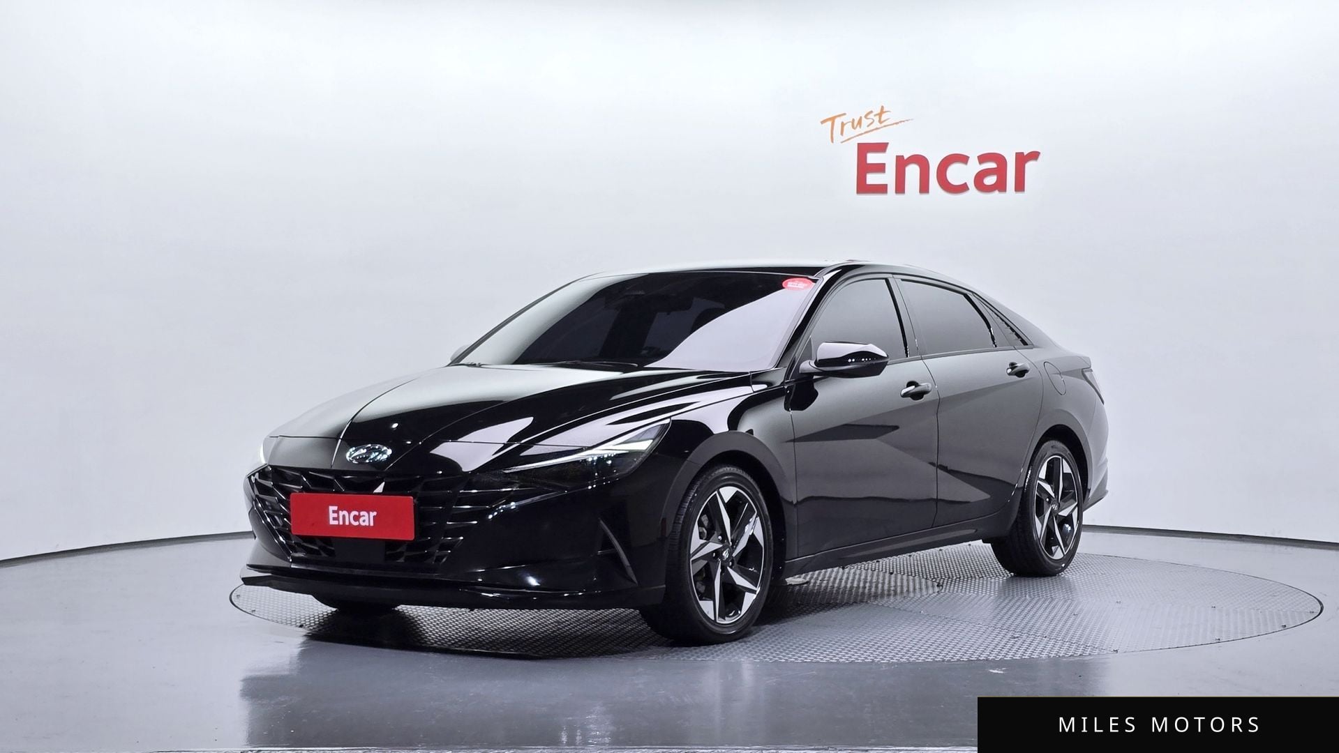 Hyundai AVANTE 2021 — фото 1 из 12
