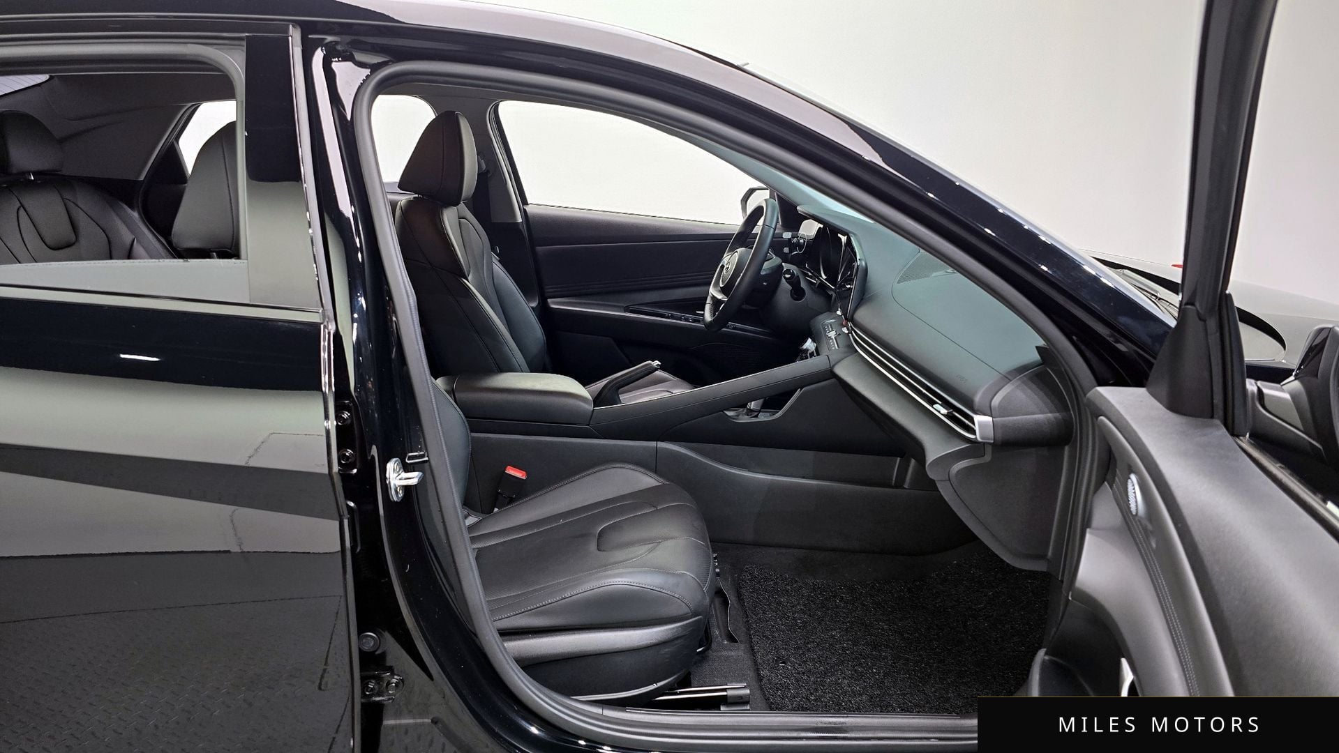 Hyundai AVANTE 2021 — миниатюра 10