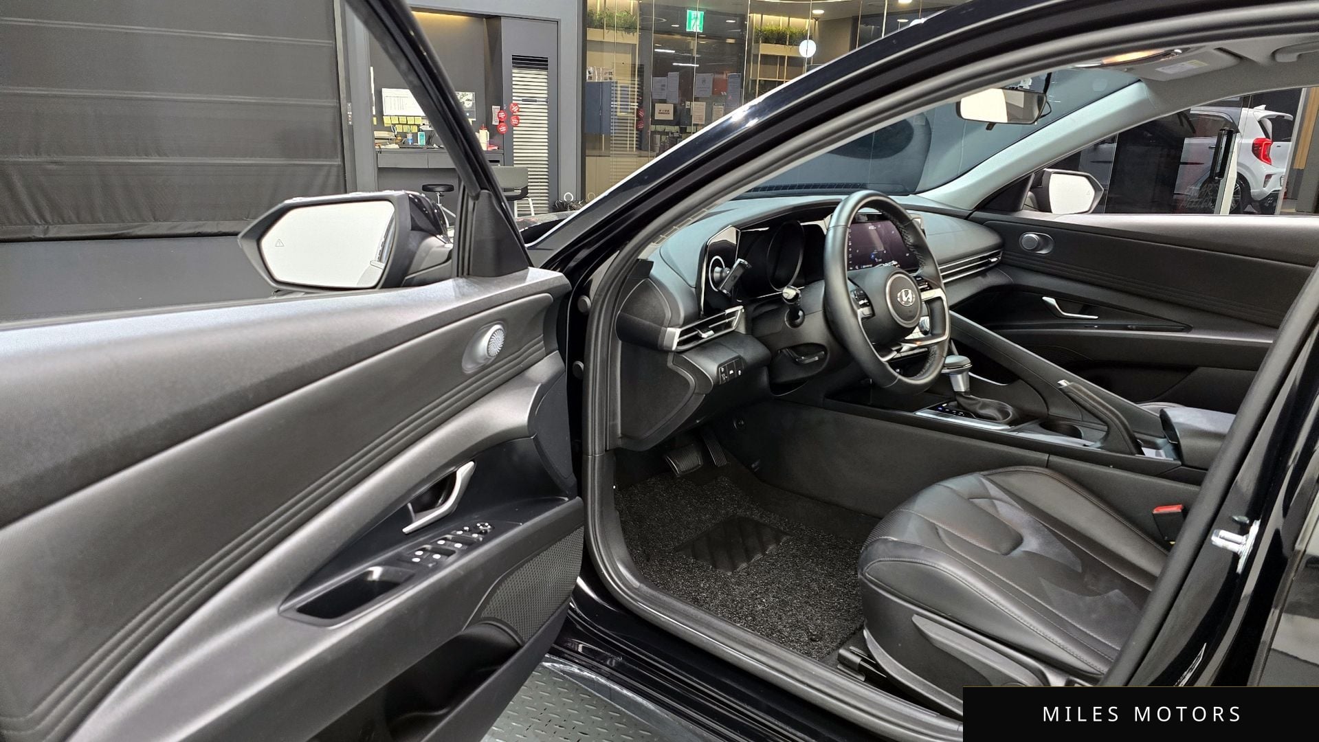 Hyundai AVANTE 2021 — миниатюра 11