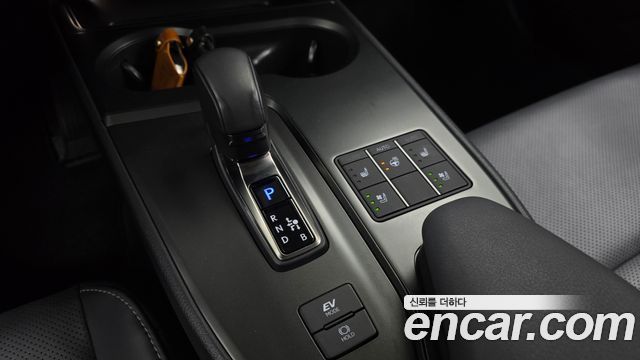 Лексус UX300h 2025 — миниатюра 9