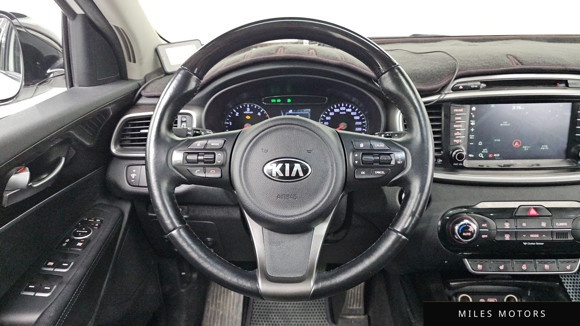 Kia Sorento 2015 — миниатюра 13