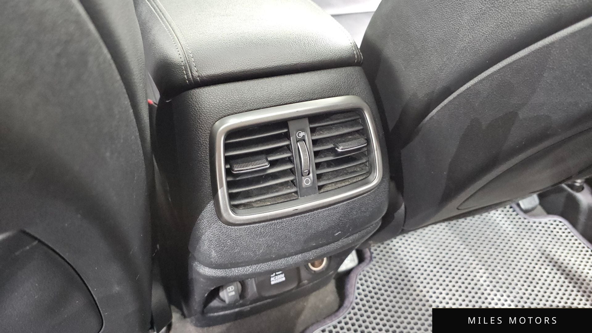 Kia Sorento 2015 — миниатюра 19
