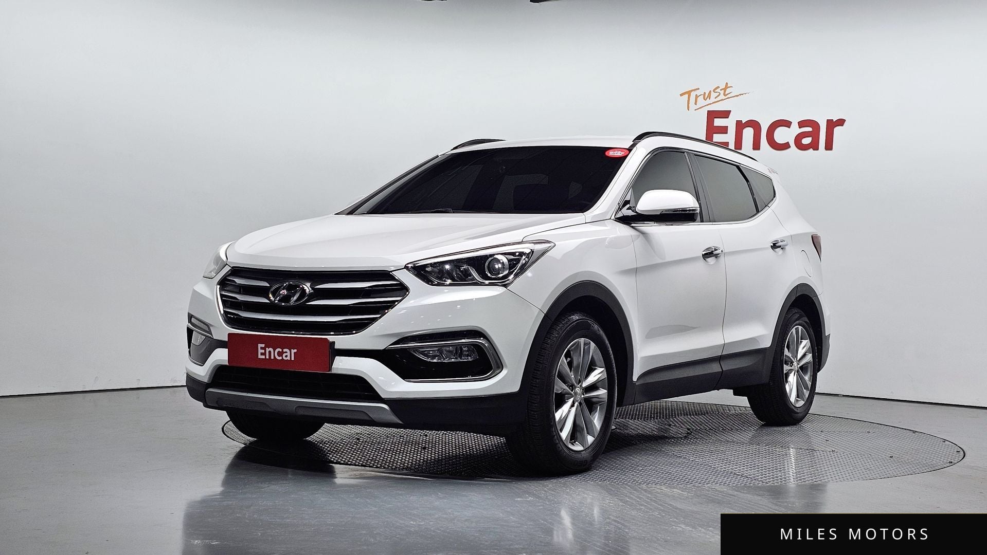 Hyundai Santafe 2016 — фото 1 из 12