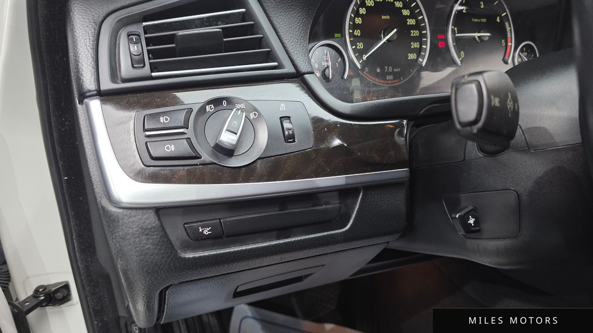 BMW 5 Series (F10) 2011 — миниатюра 18