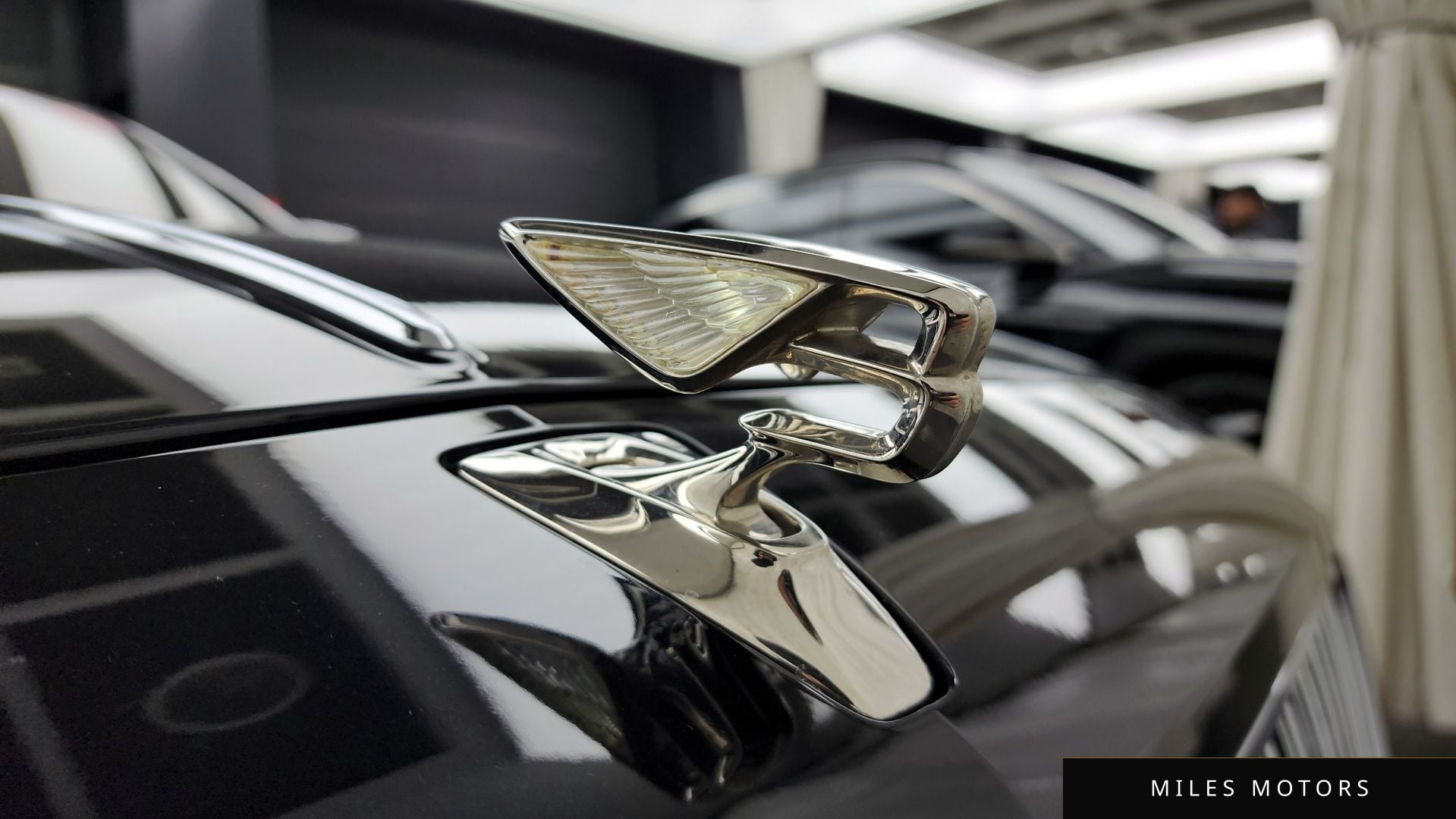 Bentley Flying Spur 2023 — миниатюра 20