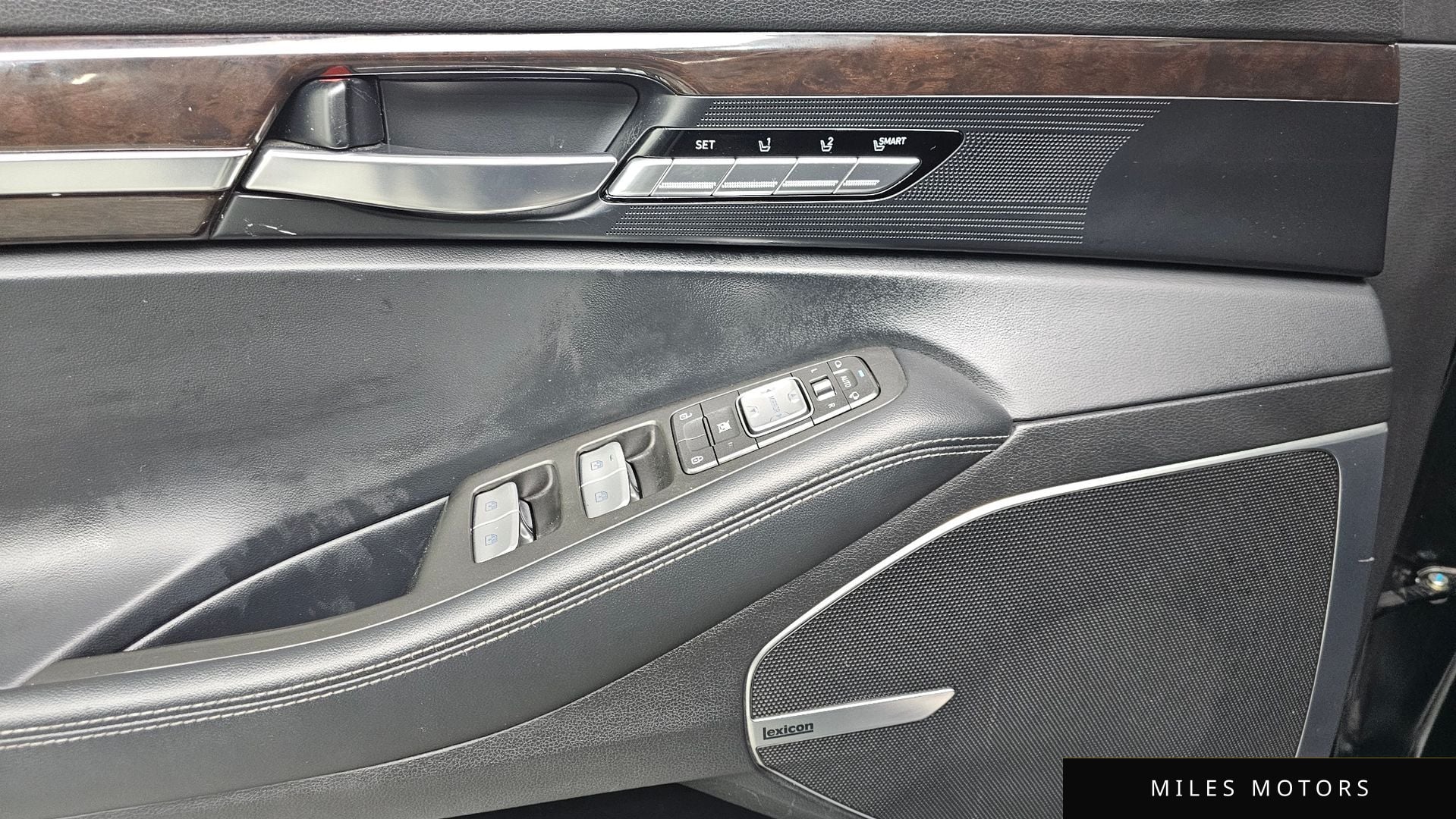 Genesis EQ900 2016 — миниатюра 17