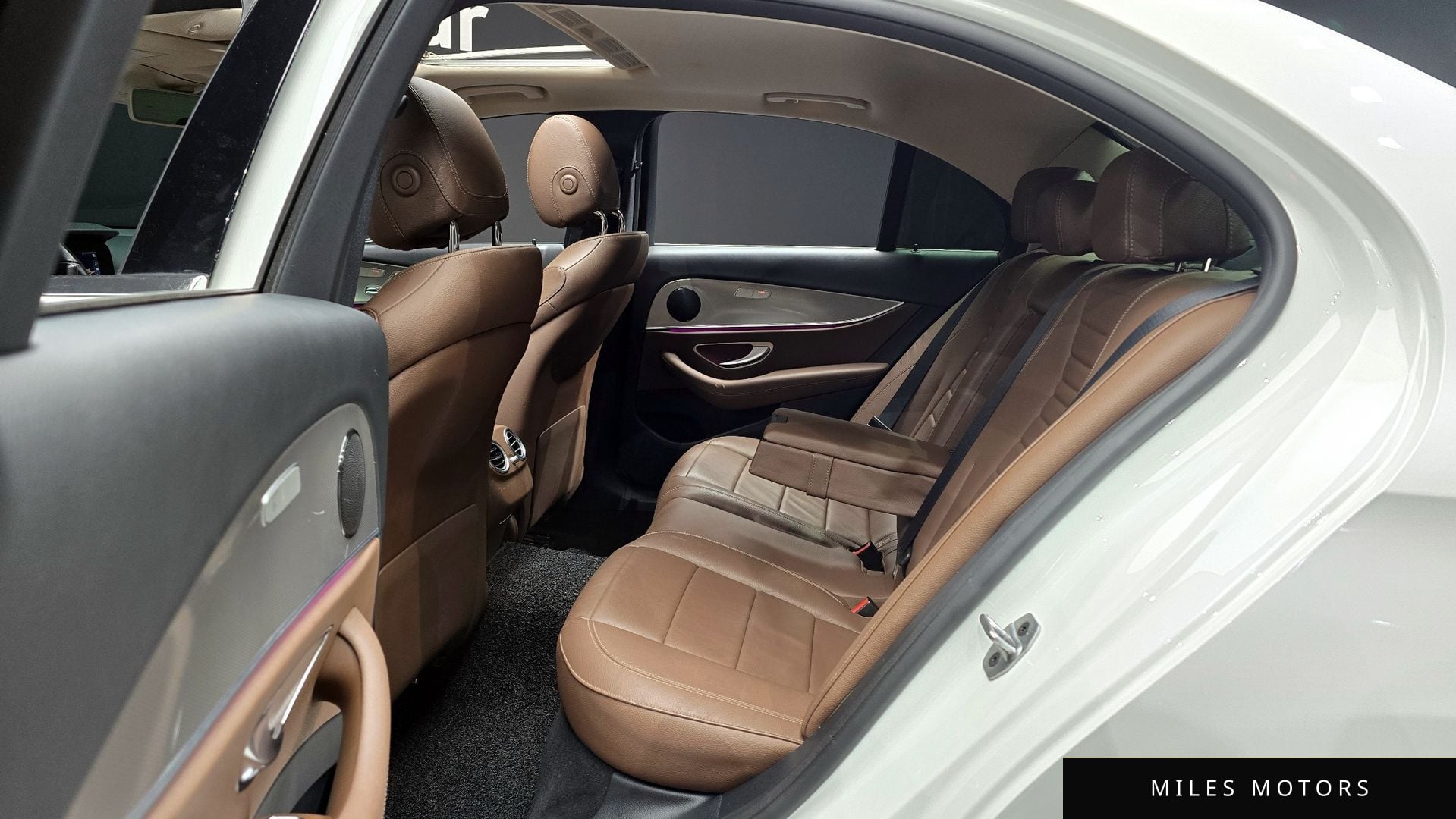 Mercedes-Benz E-Class W213 2019 — миниатюра 12