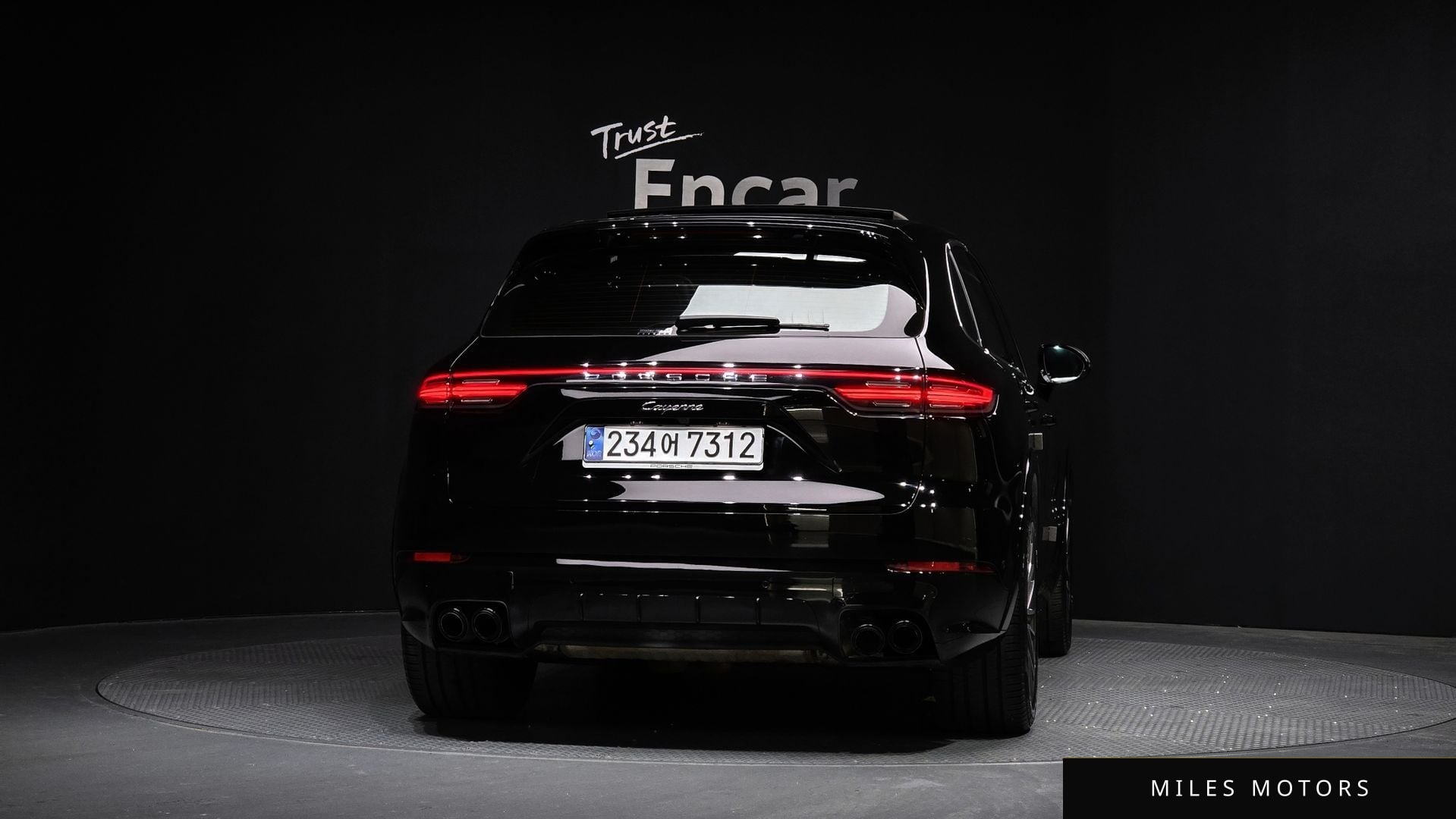 Porsche Cayenne 2021 — миниатюра 4