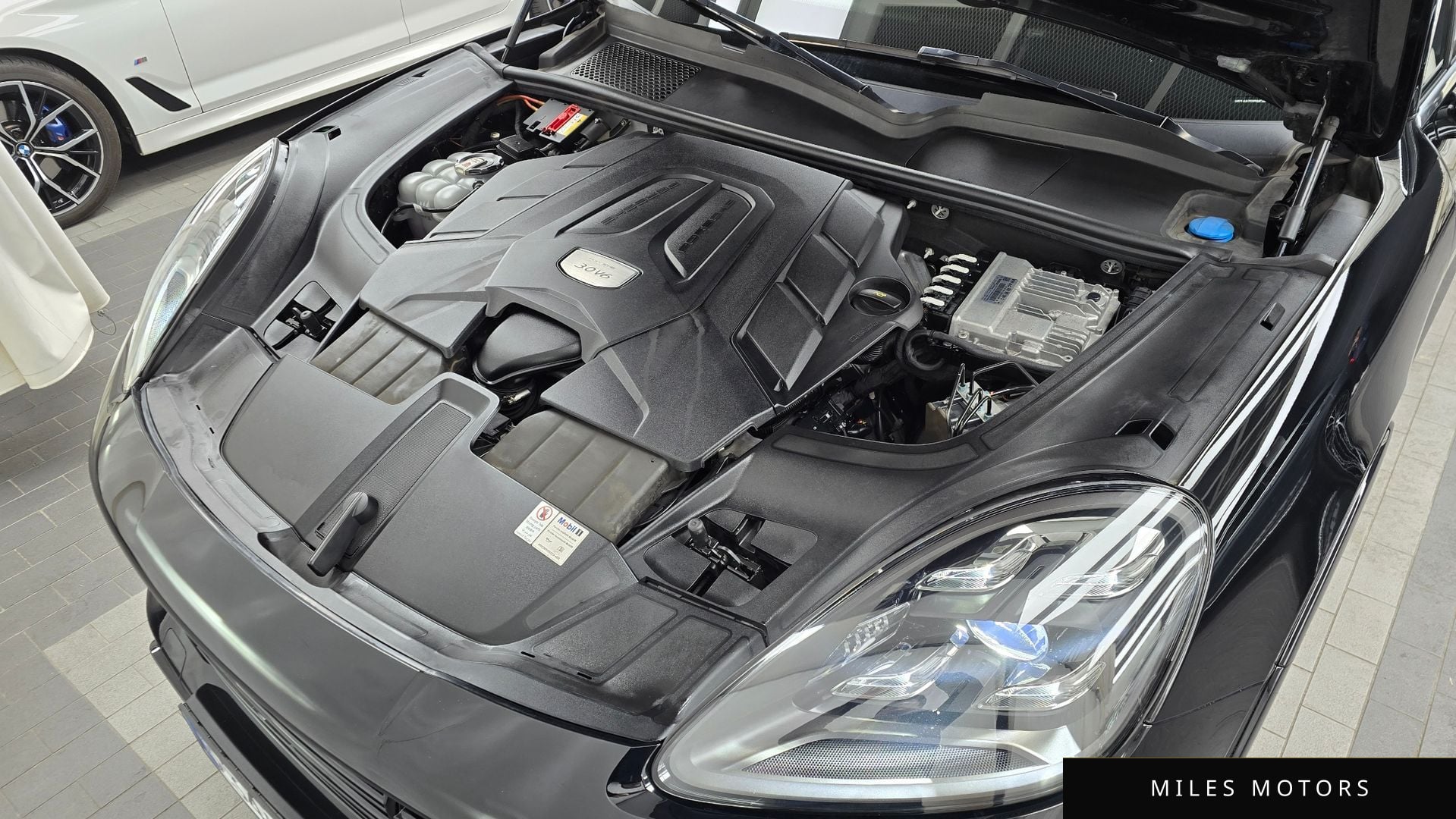 Porsche Cayenne 2021 — миниатюра 6
