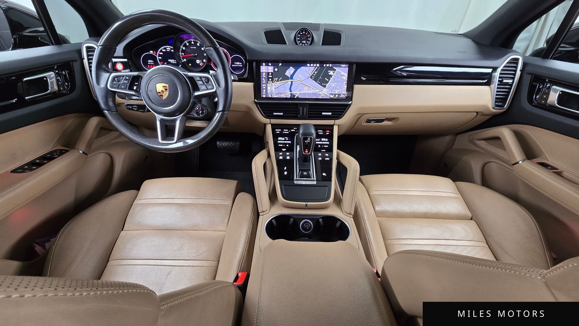 Porsche Cayenne 2021 — миниатюра 7
