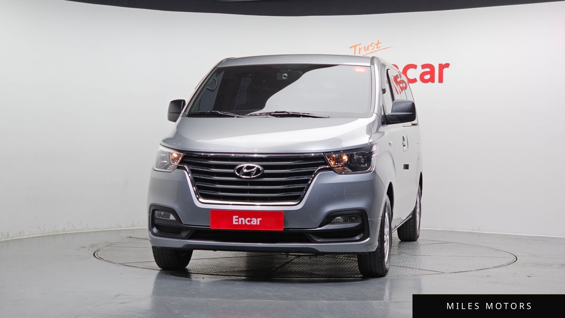 Hyundai Starex 2019 — миниатюра 3