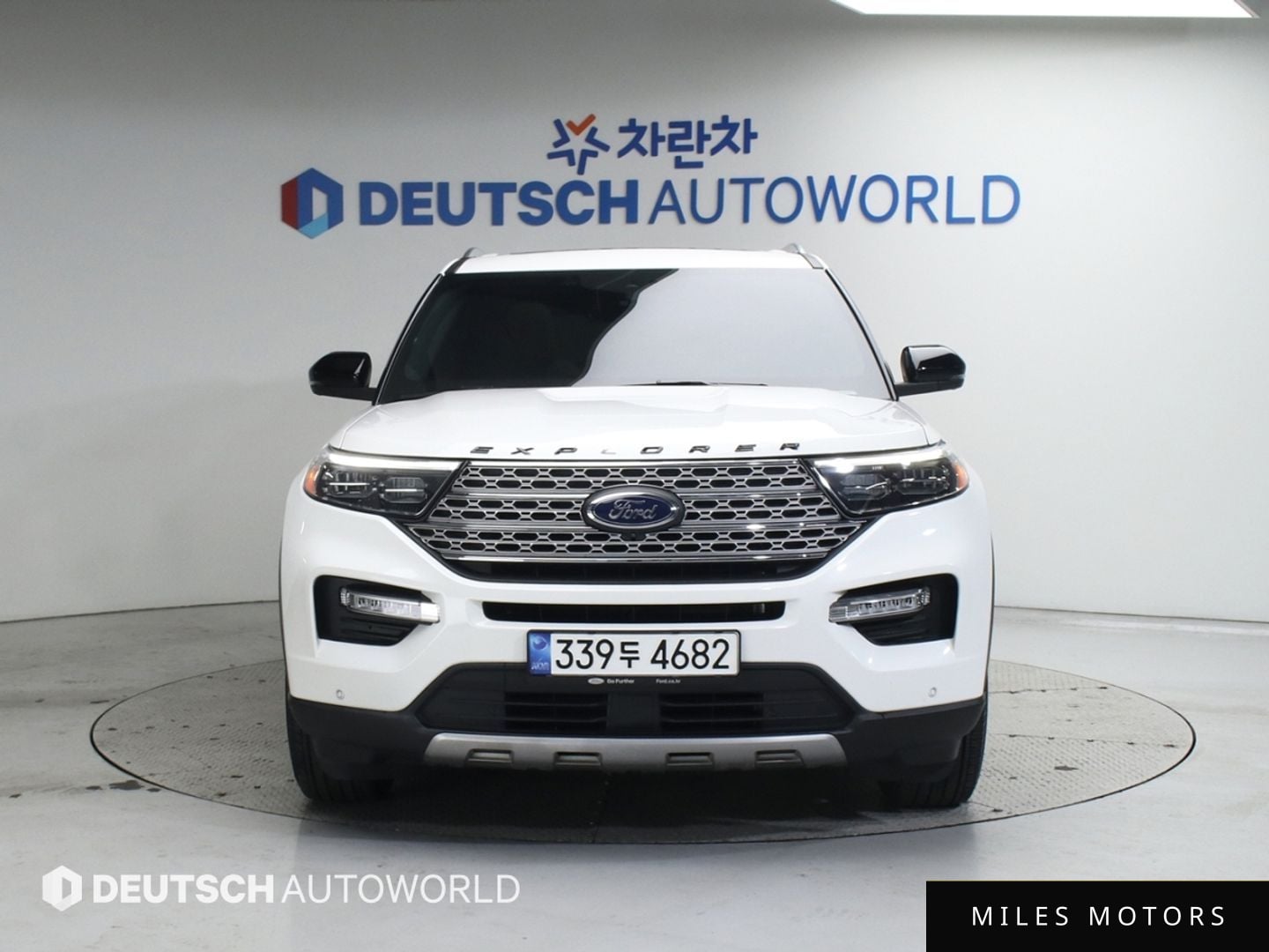 Ford Explorer 2022 — миниатюра 3