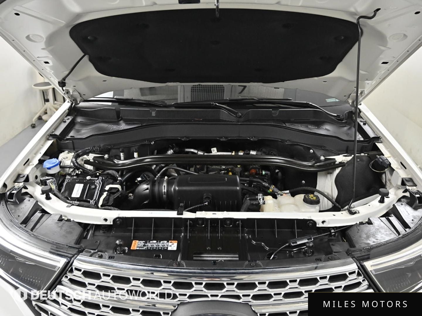Ford Explorer 2022 — миниатюра 6