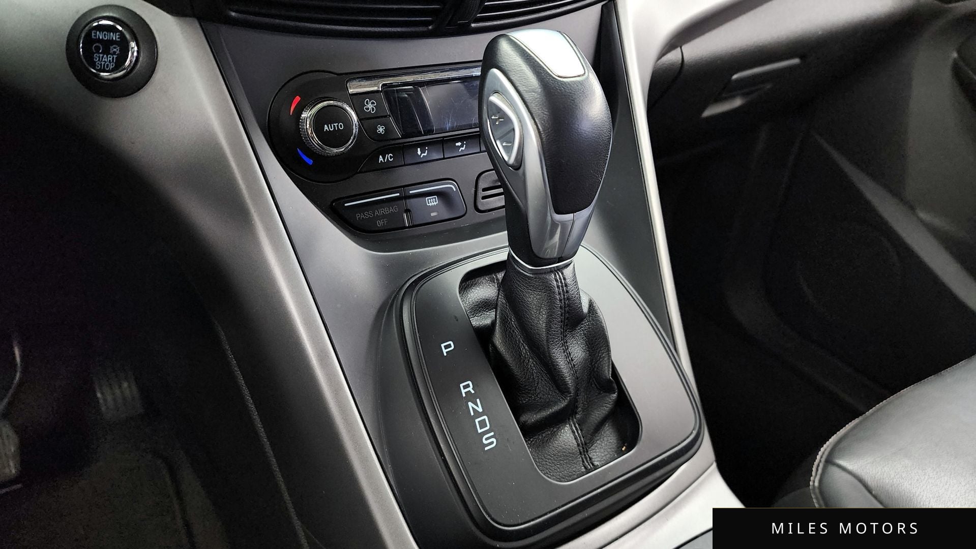 Ford Escape 2014 — миниатюра 9