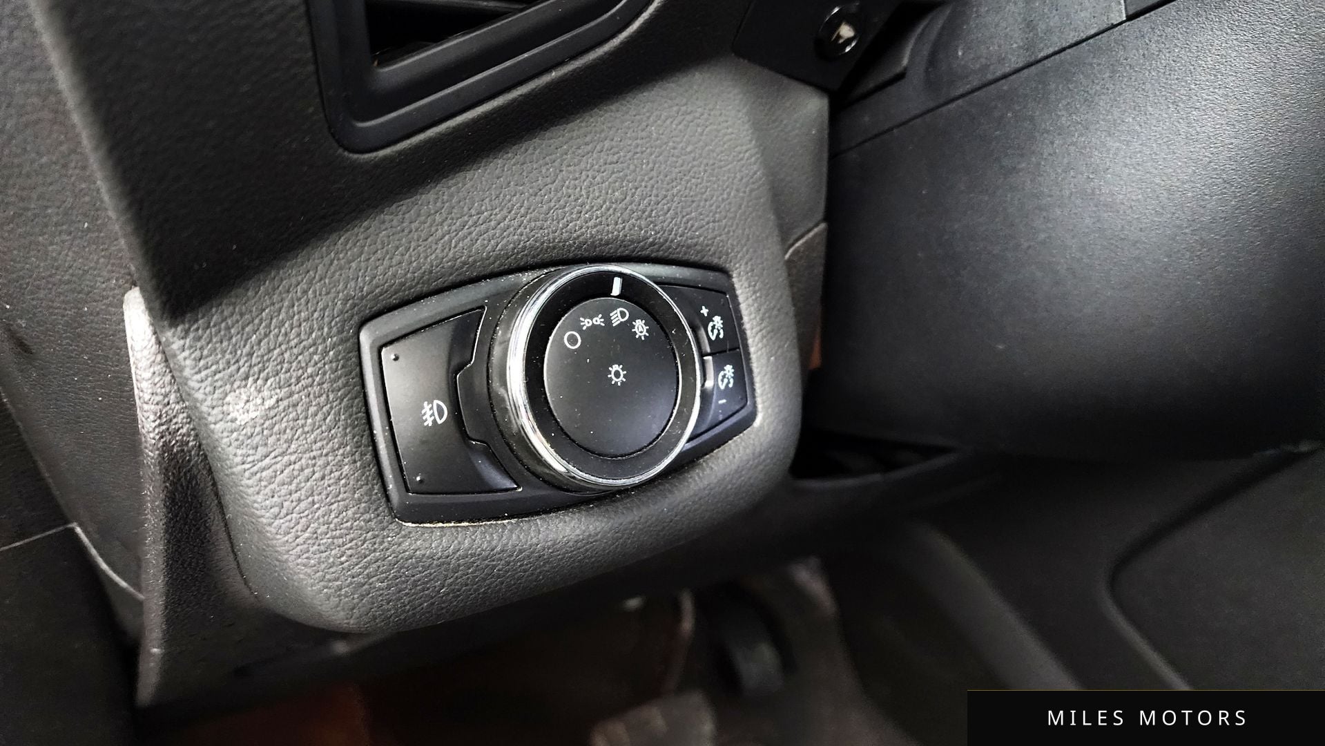 Ford Escape 2014 — миниатюра 16